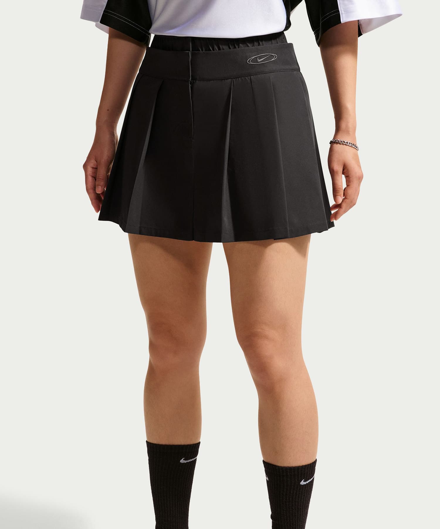NIKE AS W NK STREET PLEATED MINI SK BLACKの画像