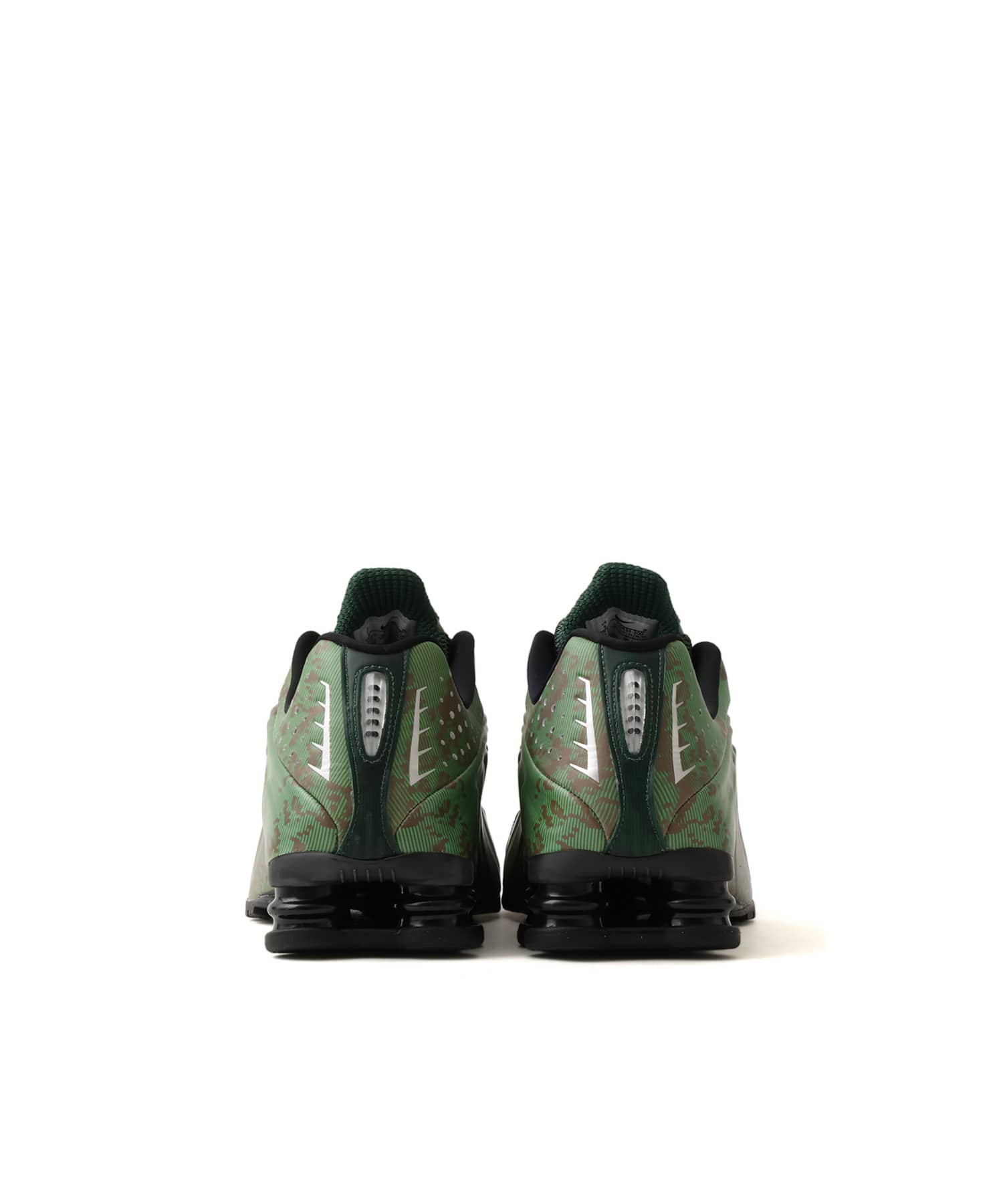 NIKE SHOX R4 SP NOBLE GREEN/BLACK-TM KELLY GREEN-ROUGH GREEN-MTLC SILVERの画像