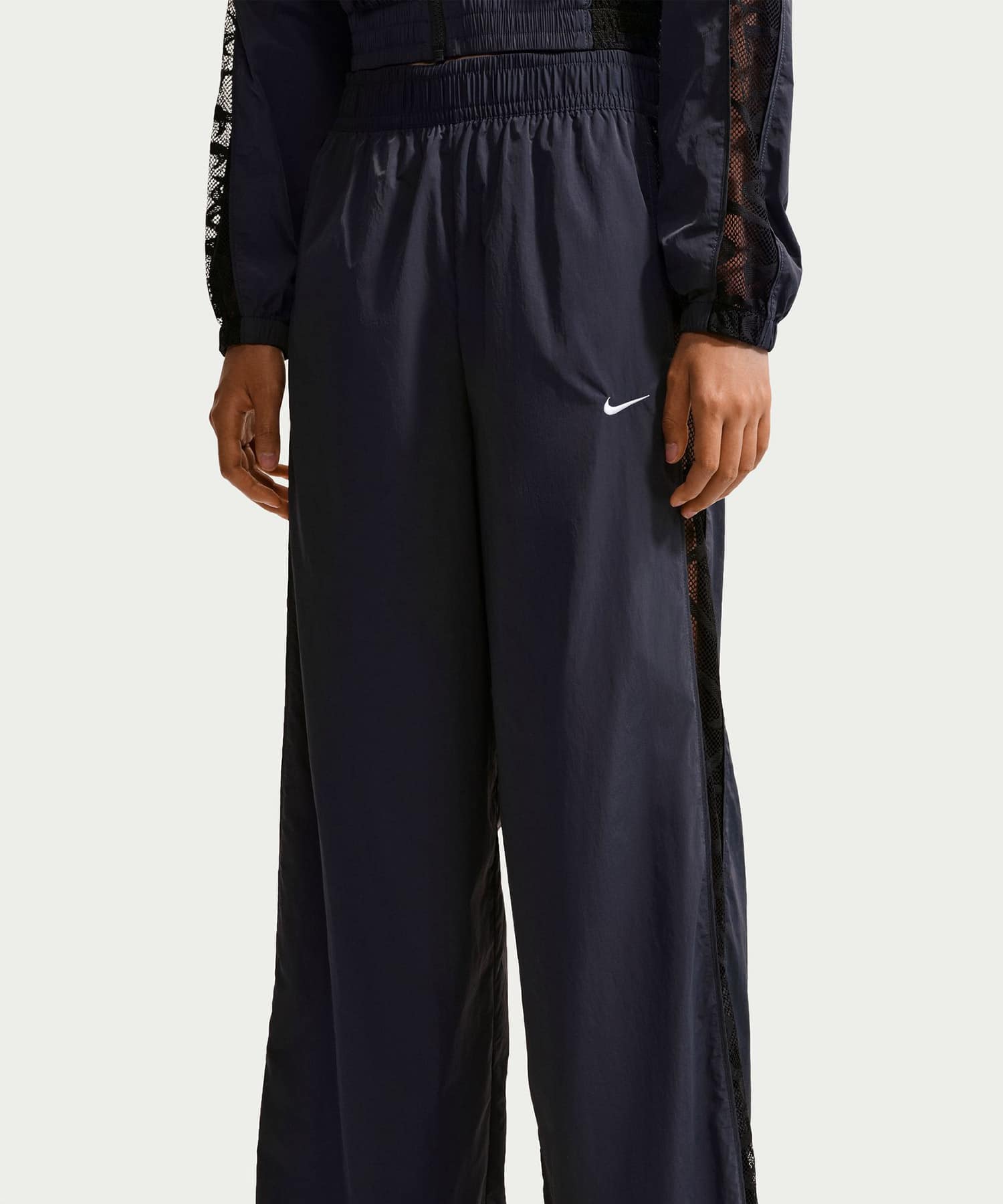 NIKE AS W NK LACE INSET TRACK PANT BLACKの画像