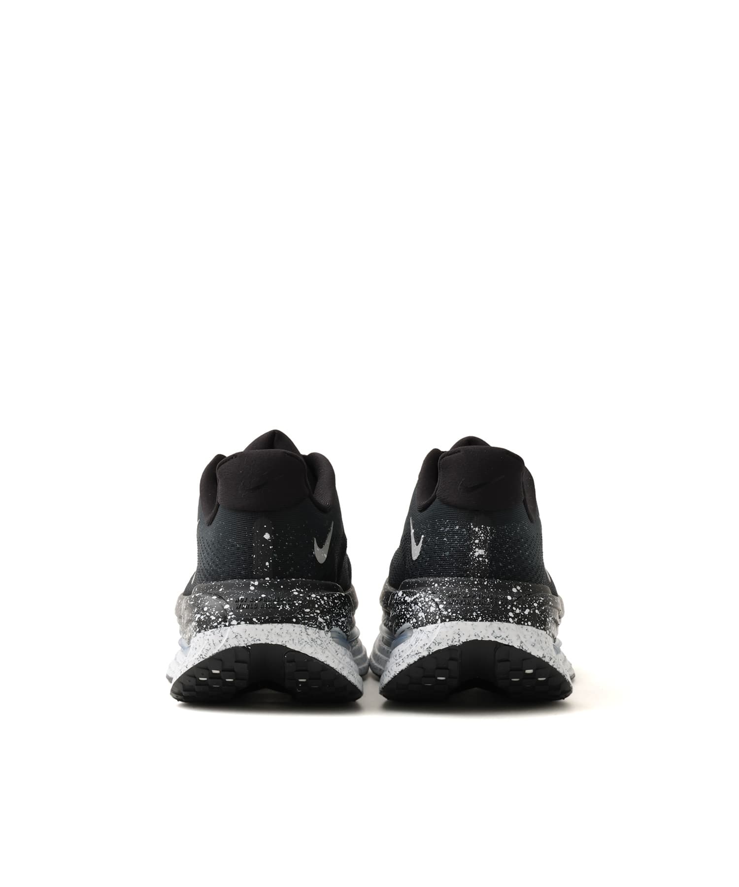 NIKE W VOMERO PREMIUM QS BLACK/MTLC SILVER-WHITEの画像