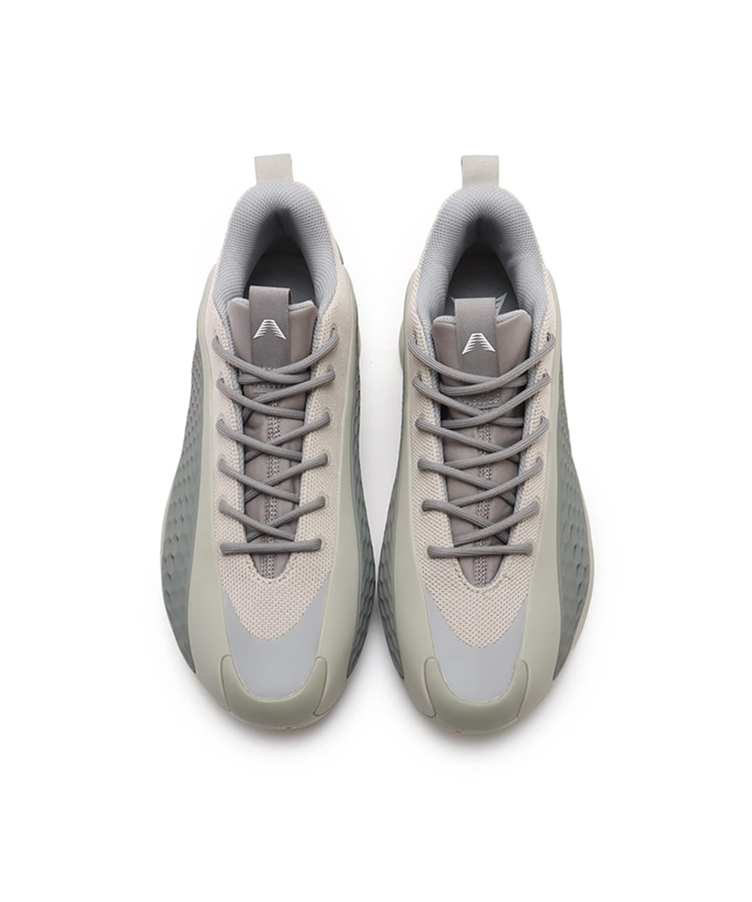 adidas ANTHONY EDWARDS 1 LOW METAL GRAY/DOVE GRAY/FOOT WEAR WHITEの画像