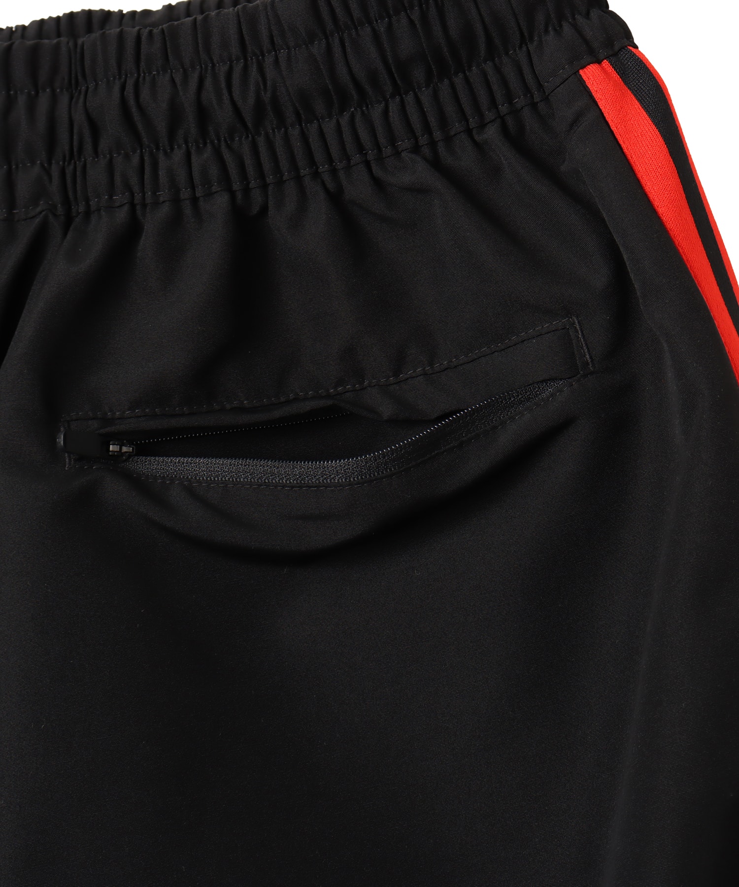 adidas WILLY CHAVARRIA LONG SHORT ブラックの画像