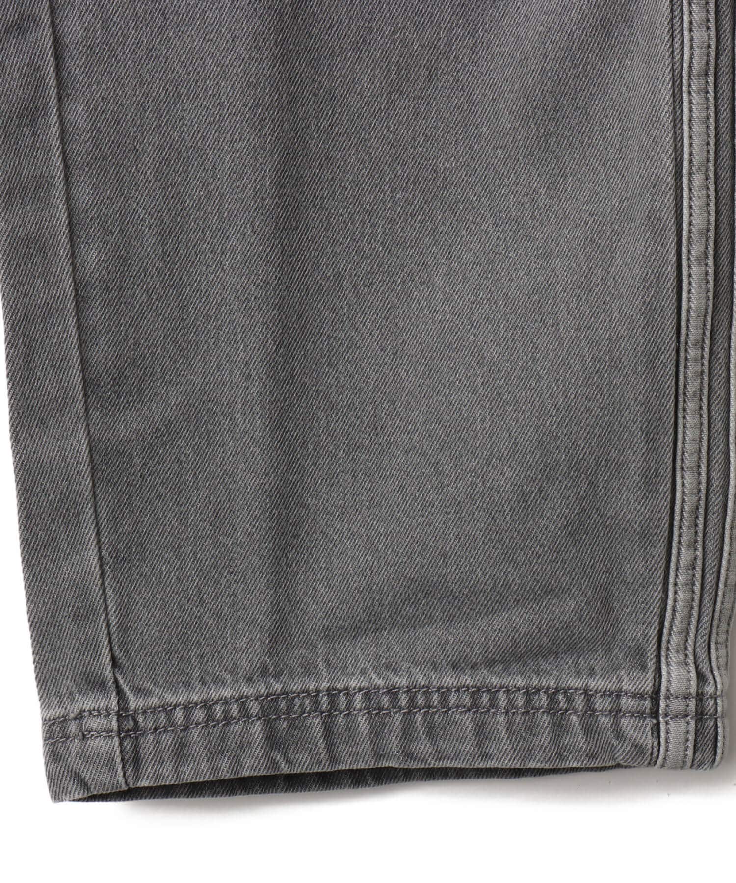 adidas ADICOLOR LOOSE TRACKPANT DENIM STONE ライトデニムの画像