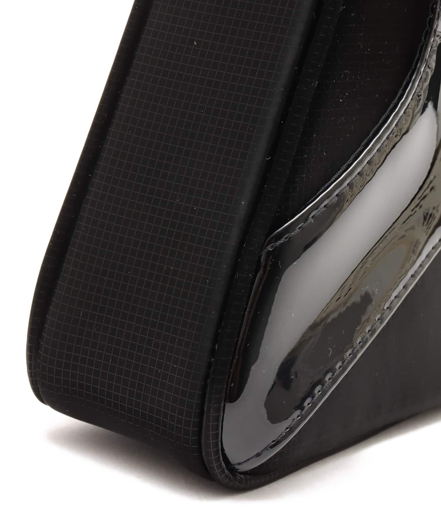 adidas CLUTCH SHOULDER BAG ブラックの画像