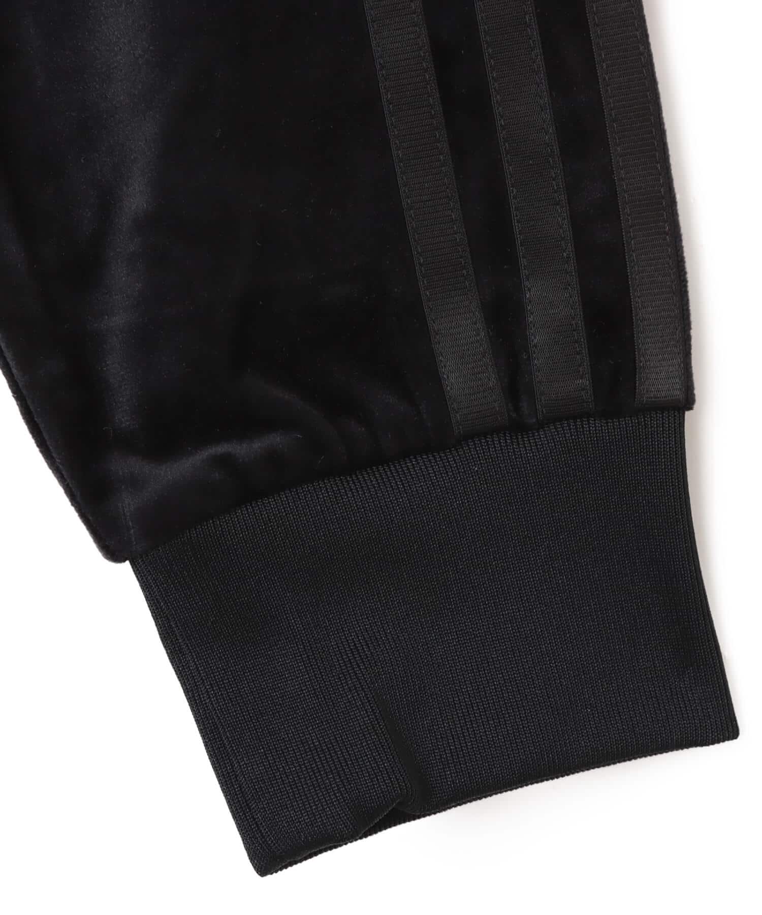 adidas ADICOLOR  VELOUR TRACK TOP ブラックの画像