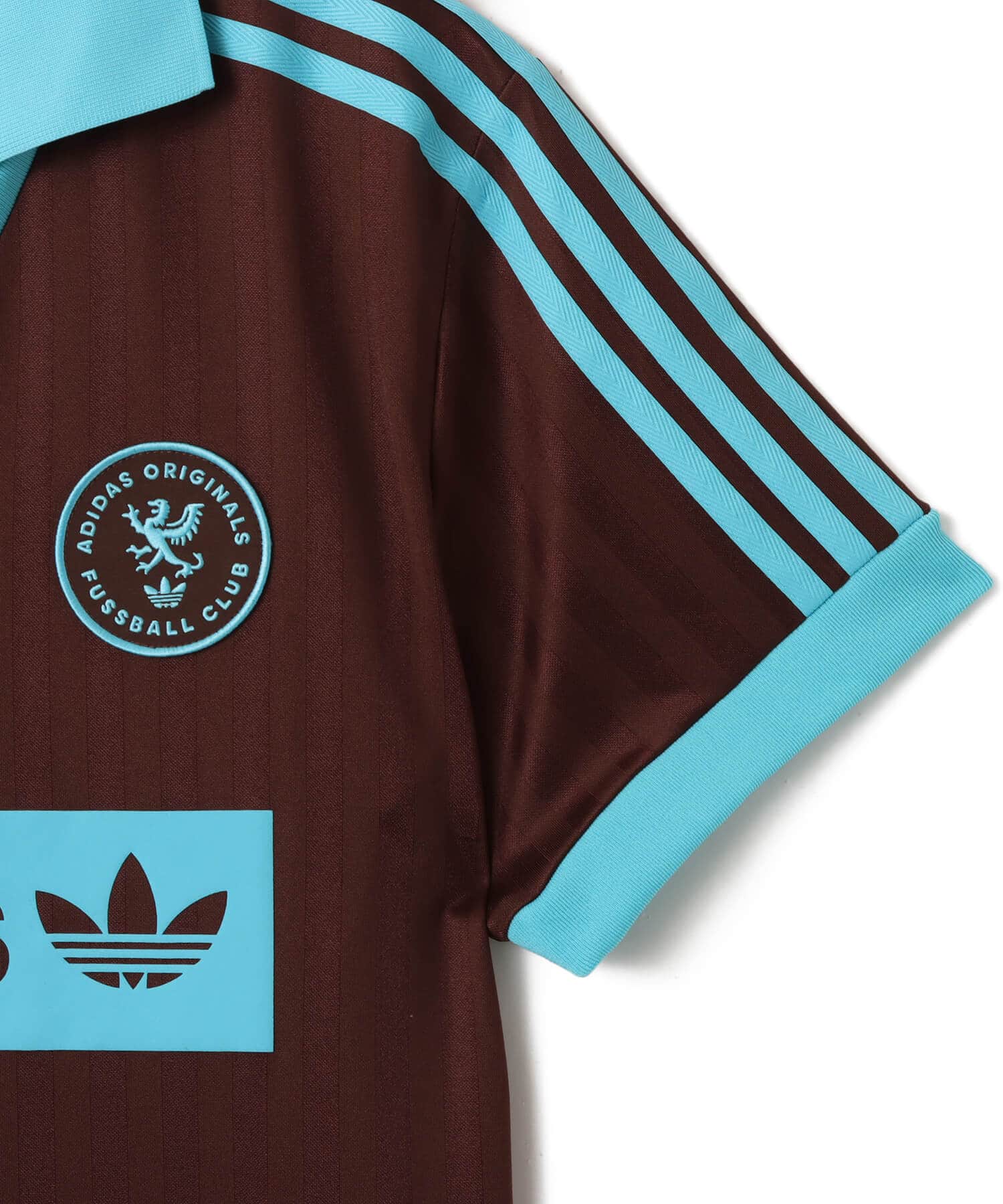 adidas GRAPHIC FOOTBALL INSPIRED JERSEY オーバーンの画像