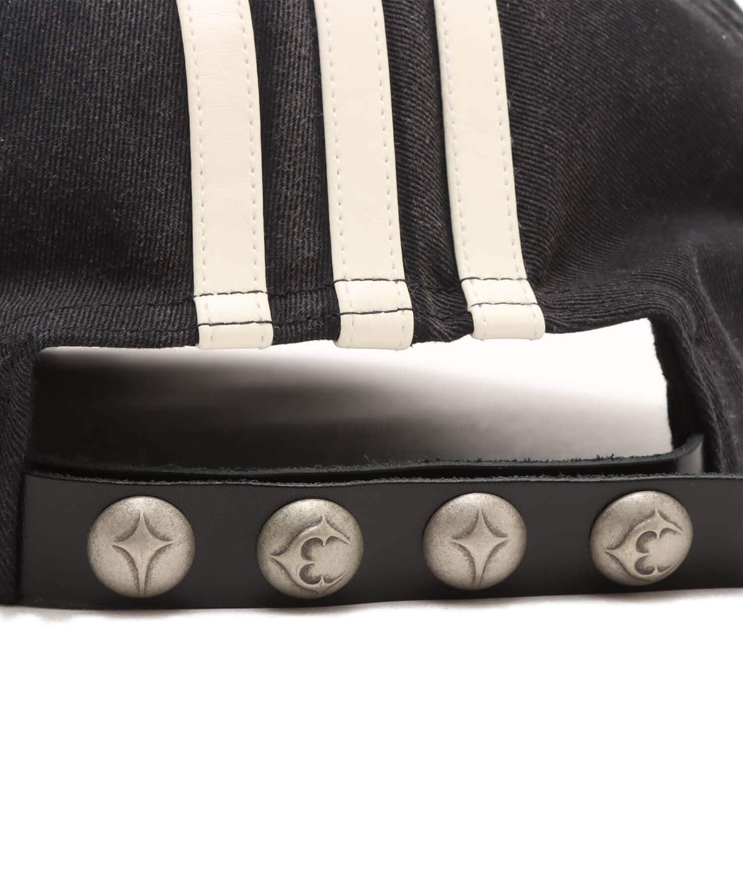 Thug Club(サグクラブ) adidas(アディダス) キャップ adidas THUG CLUB SWORD CAP クリームホワイト（アディダス サグ