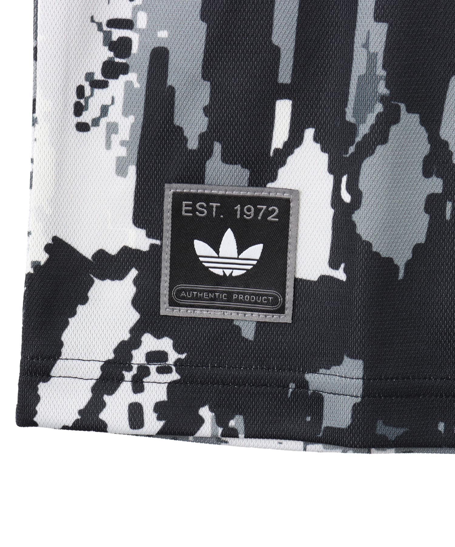 adidas ARCHIVE AOP JERSEY マルチカラー/グレースリーの画像