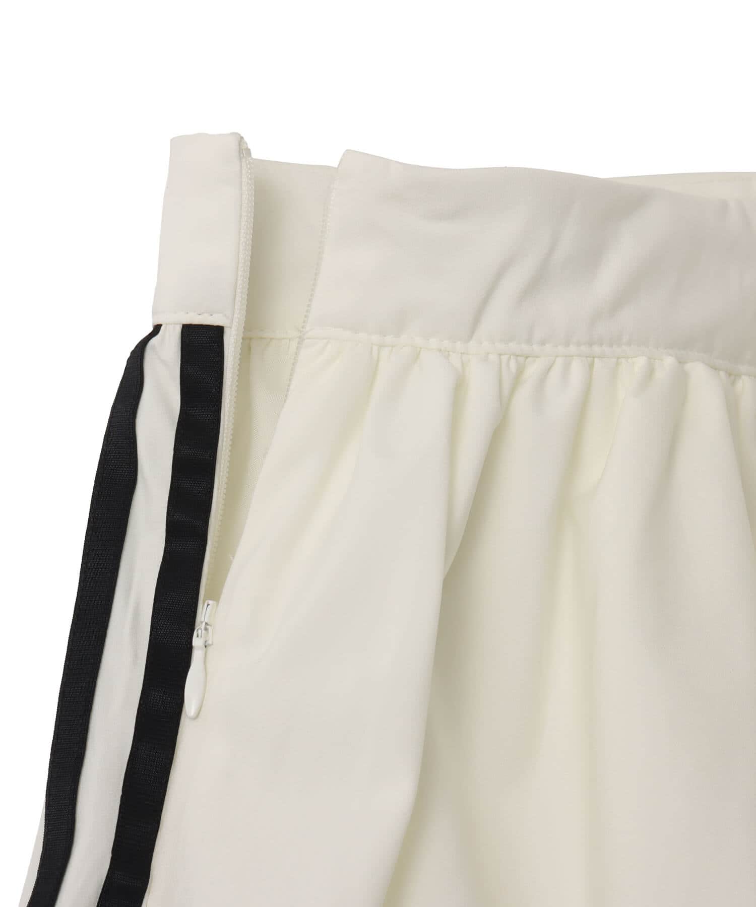 adidas BALLOON SKIRT オフホワイトの画像