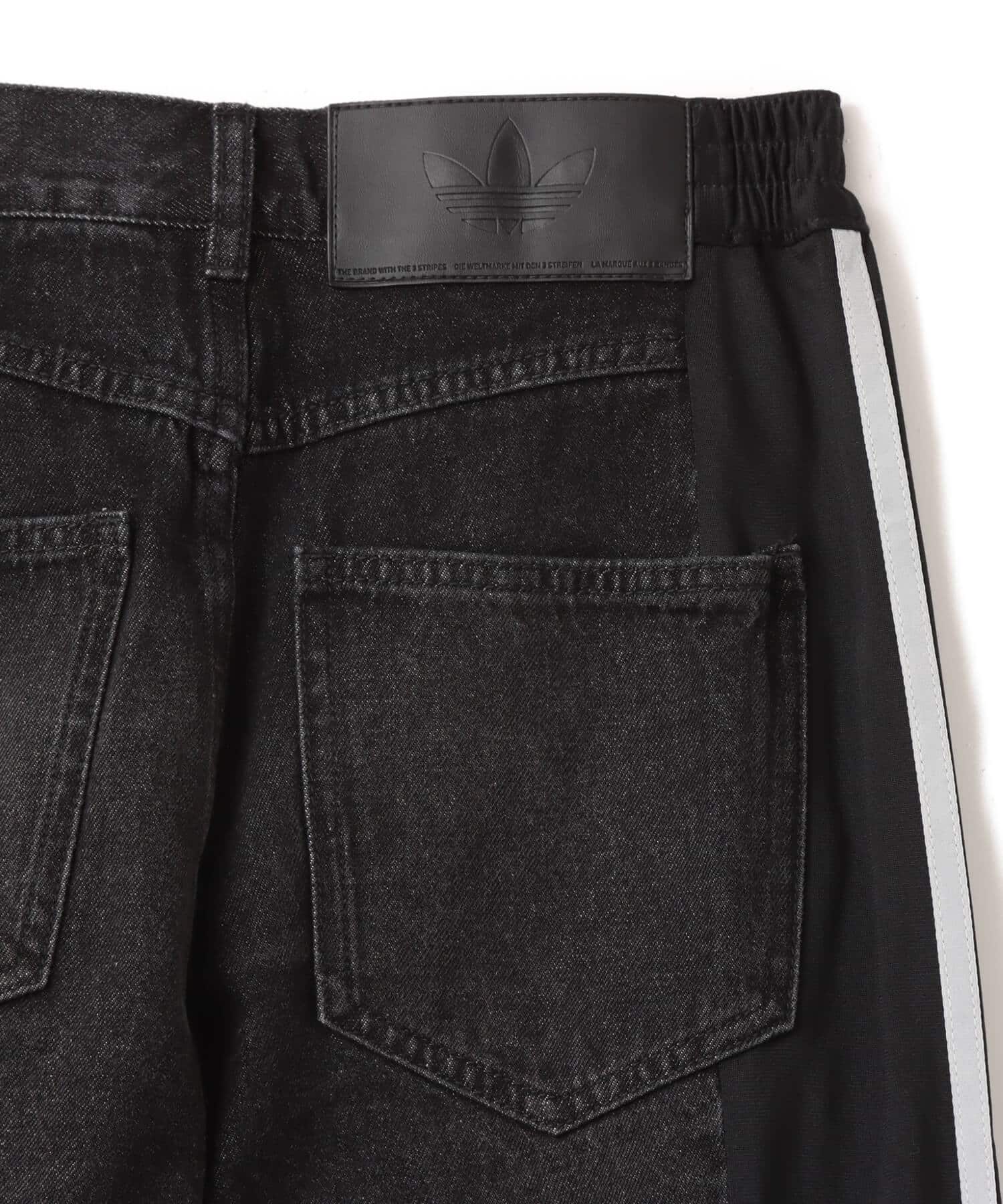 adidas ATHLETIC DEPT DENIM FIREBIRD PANTS ブラックの画像