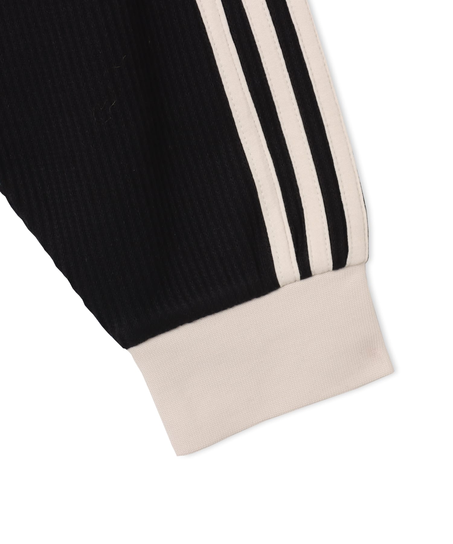 adidas WAFFLE CLASSIC TRACK TOP ブラックの画像