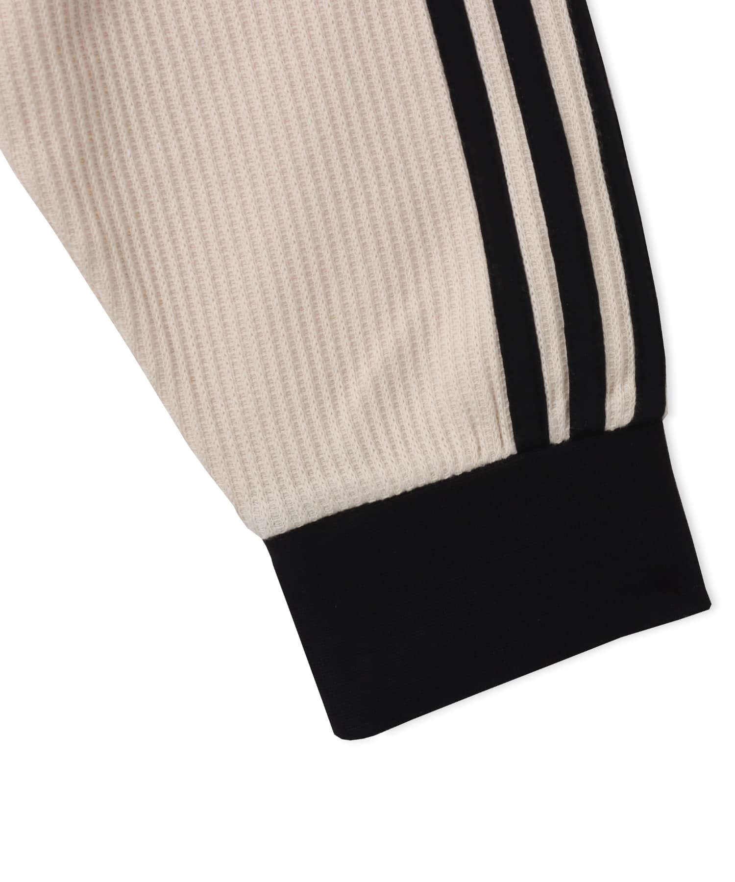 adidas WAFFLE CLASSIC TRACK TOP ワンダーホワイトの画像