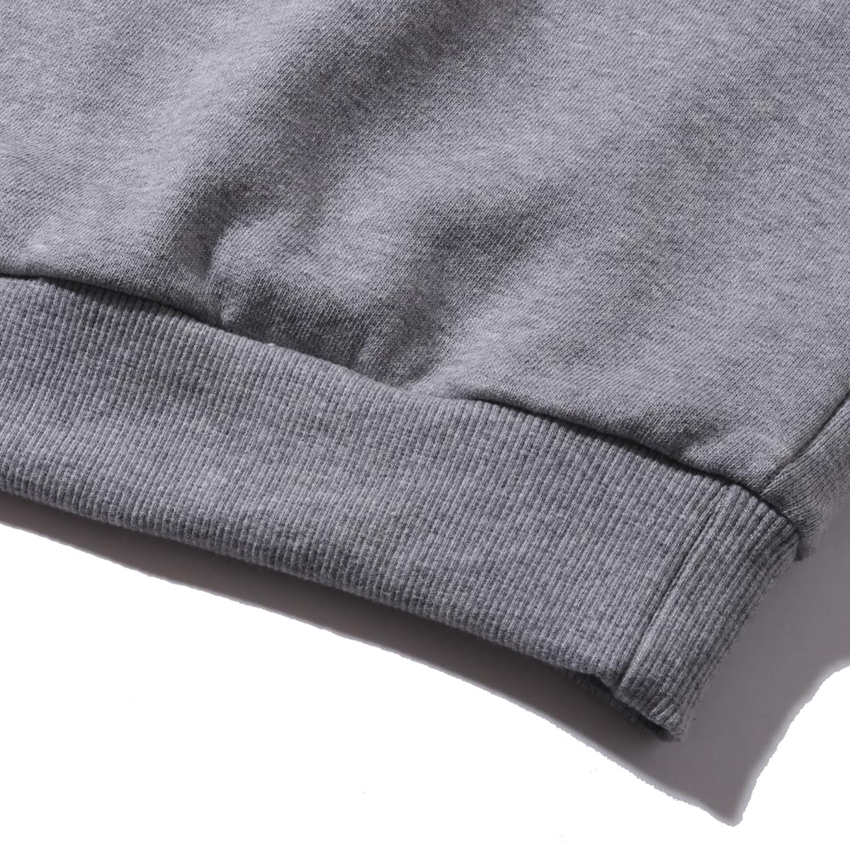 atmos pink LOVEロゴ 袖絞り スウェット GRAYの画像