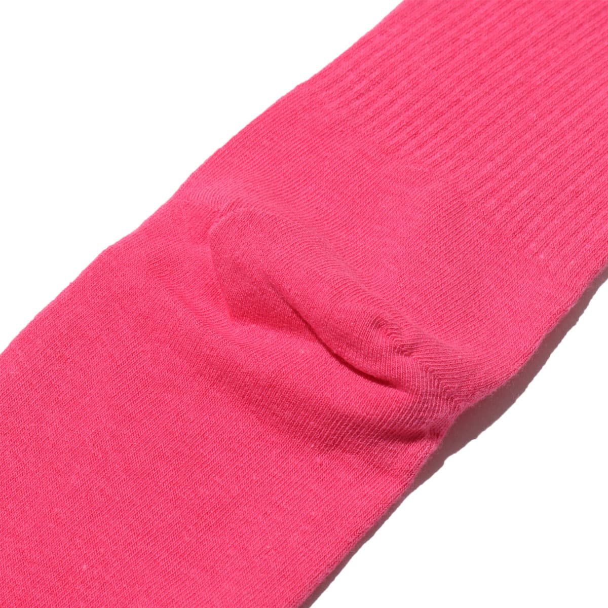 atmos pink カラフル タビ ソックス DARK PINKの画像