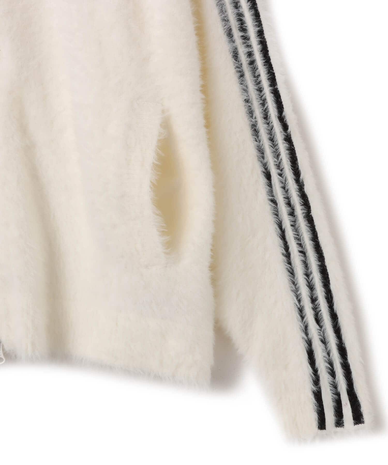 adidas FAUX MOHAIR CLASSIC TRACKTOP オフホワイト/ブラックの画像