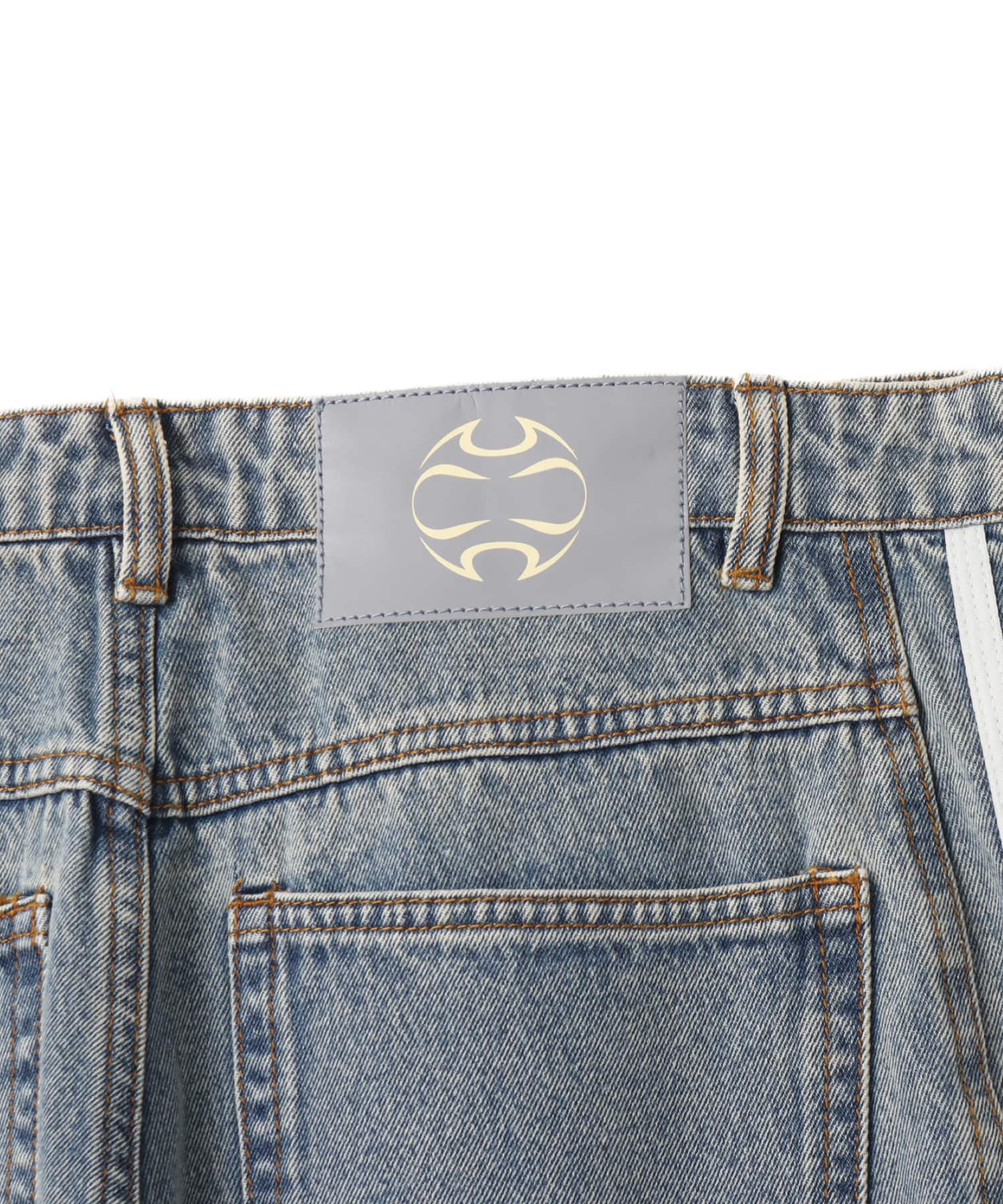 adidas TG WIDE DENIM PANTS インディゴデニムの画像