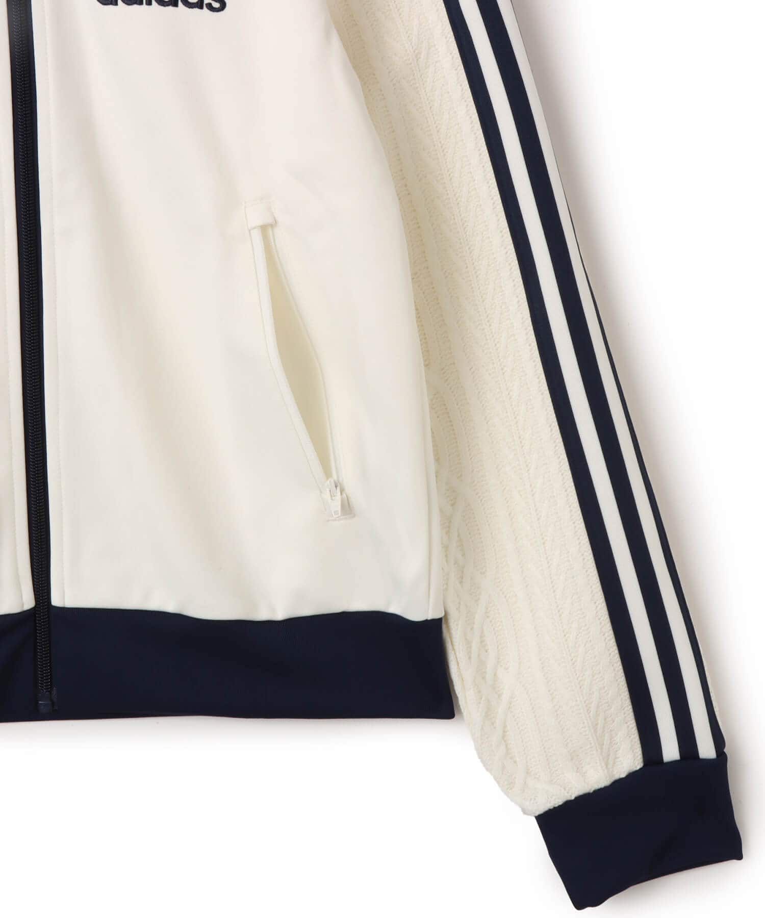 adidas KNIT CLASSIC TRACK TOP オフホワイトの画像