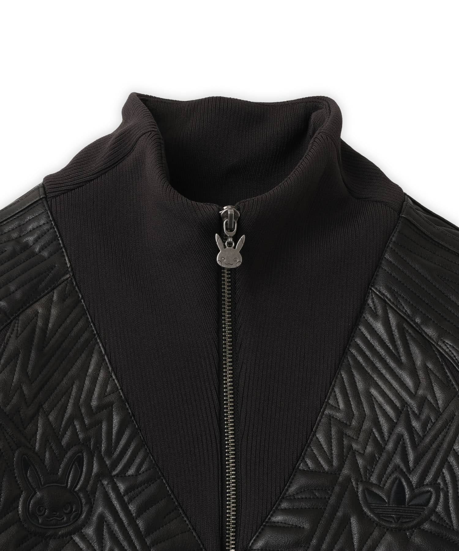 adidas POKEMON PLEATHER JACKET ブラックの画像