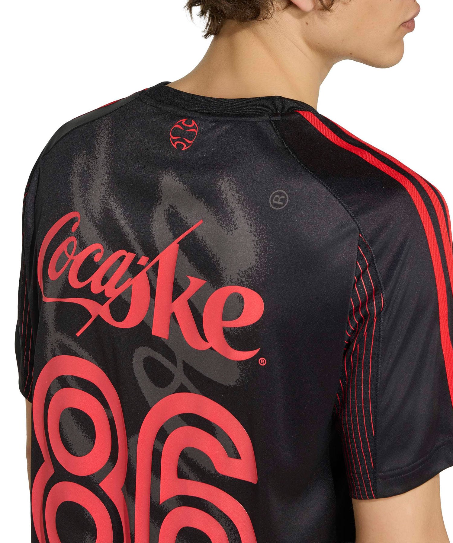 adidas COCA COLA TEAMGEIST 26 JERSEY ブラックの画像