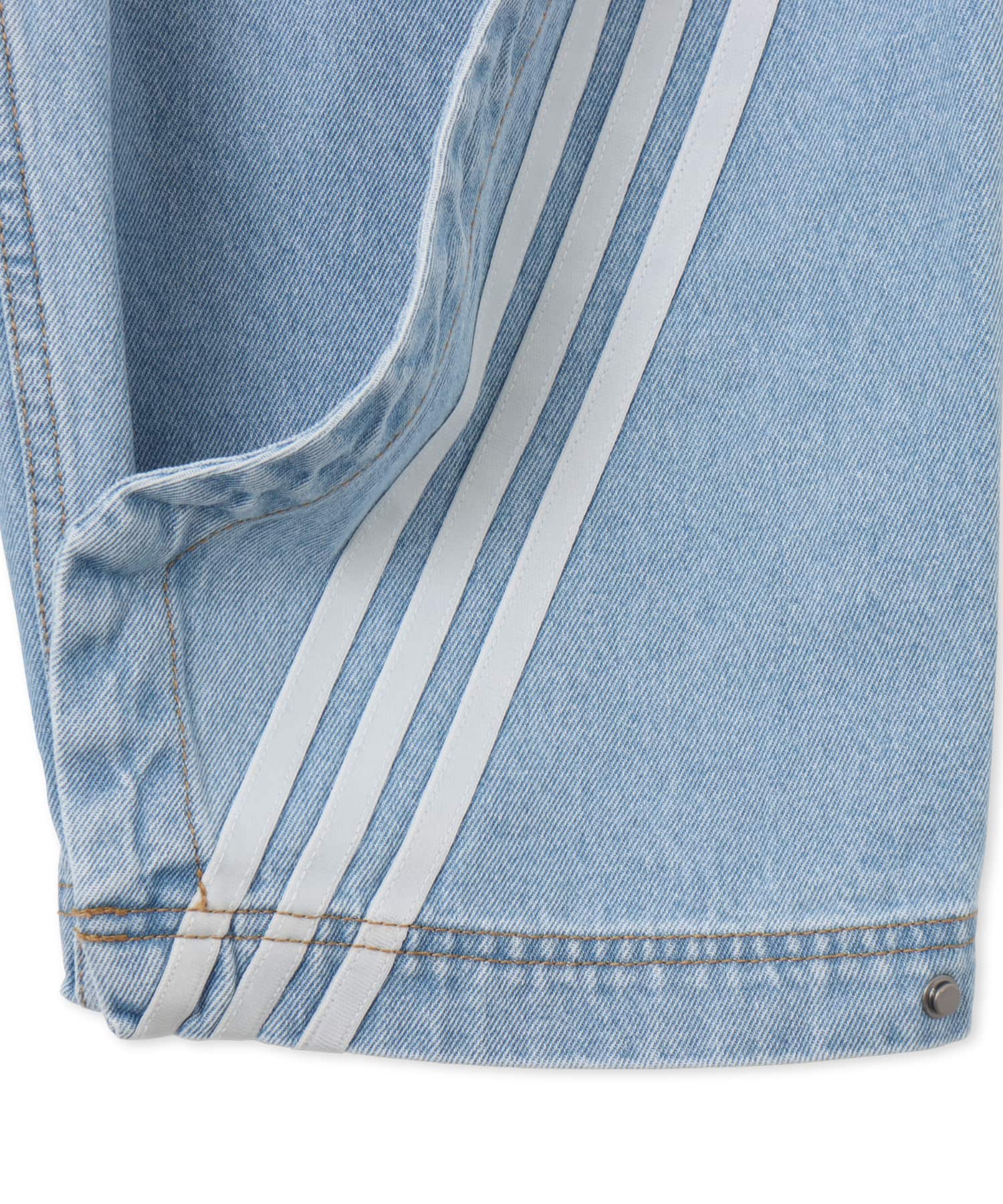 adidas ADILENIUM 5.0  BANANA DENIM ライトブルーの画像