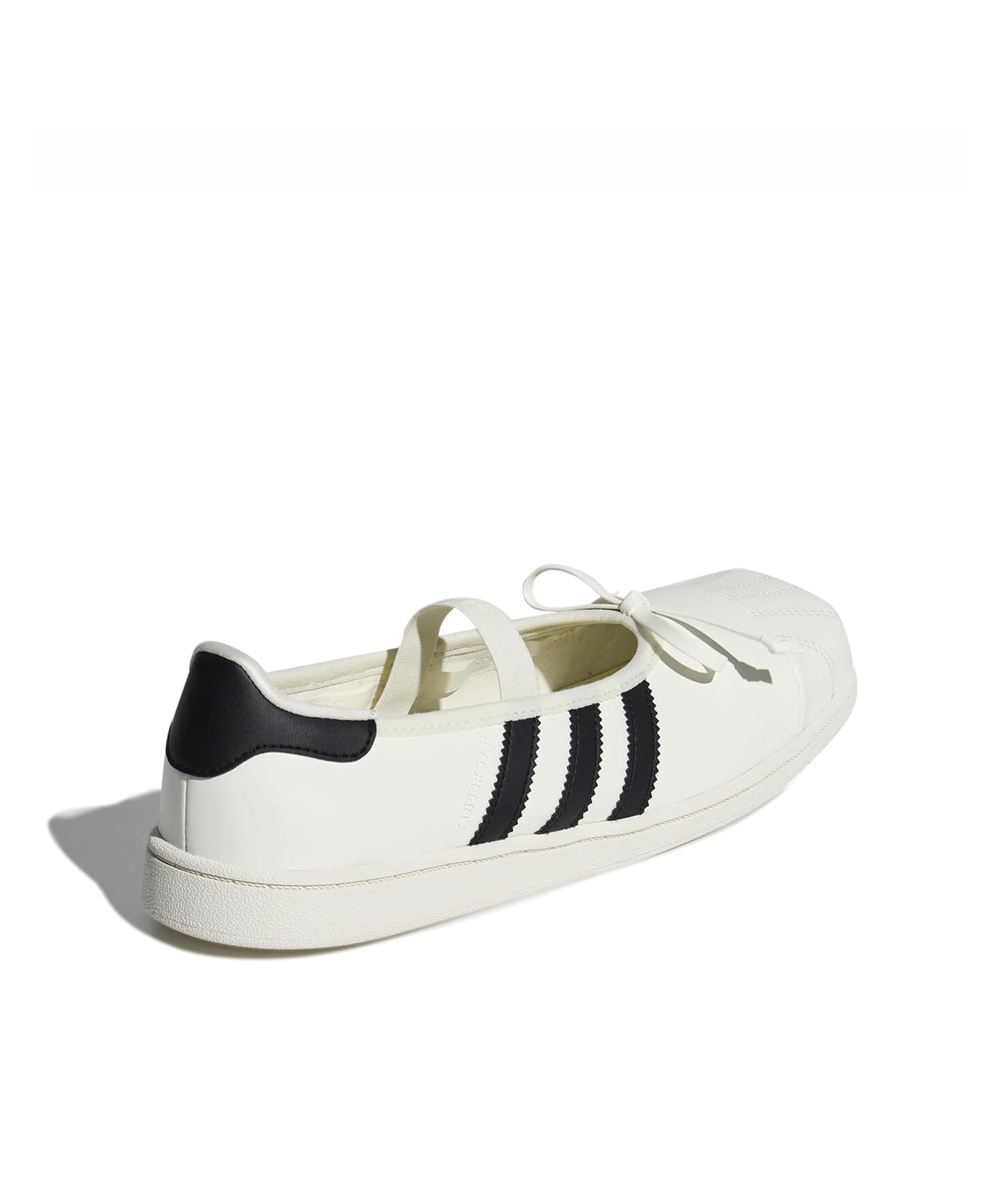 adidas JENNIE SUPERSTAR SQ BALLET OWHITE/CBLACK/CWHITEの画像