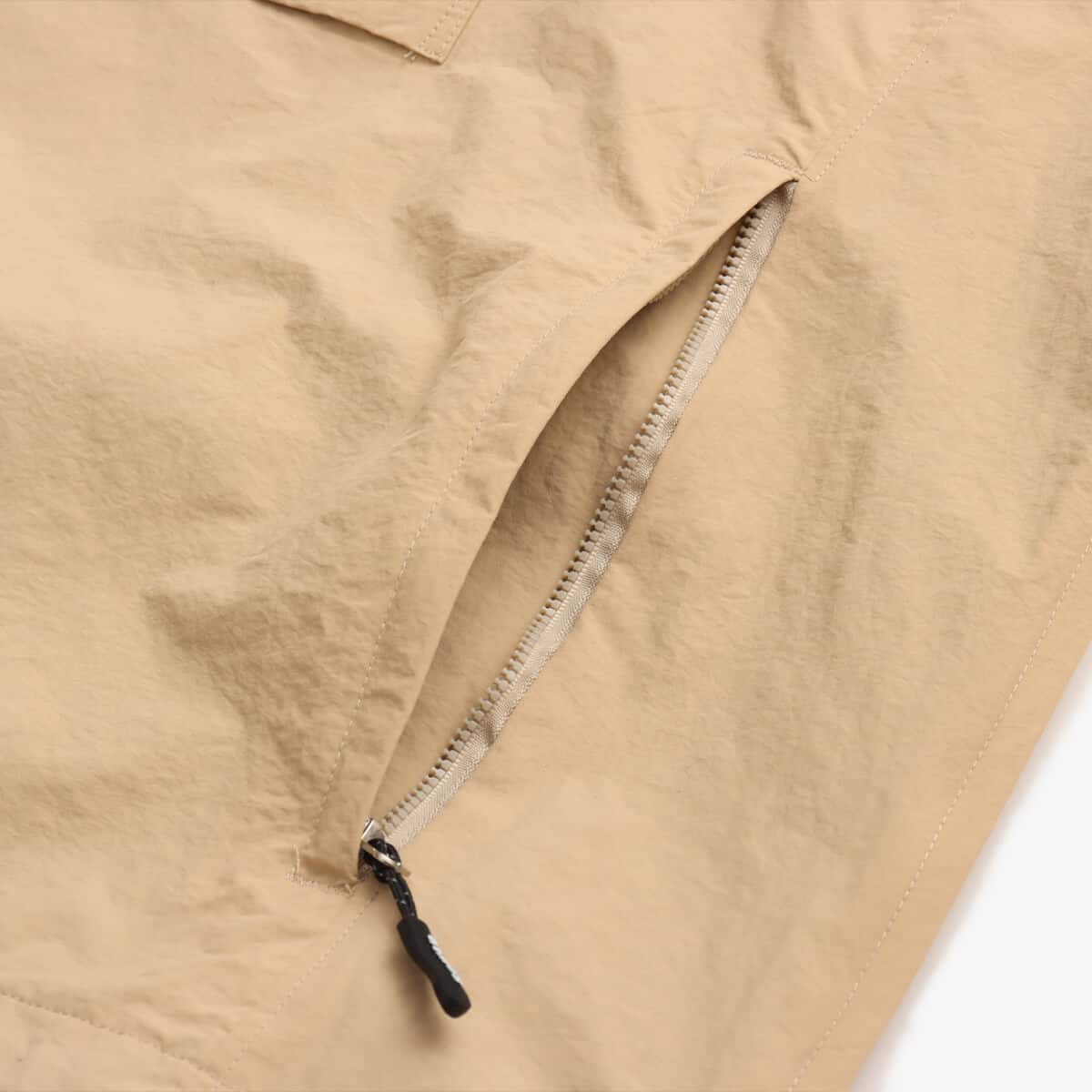 atmos Nylon Anorak Hoodie BEIGEの画像