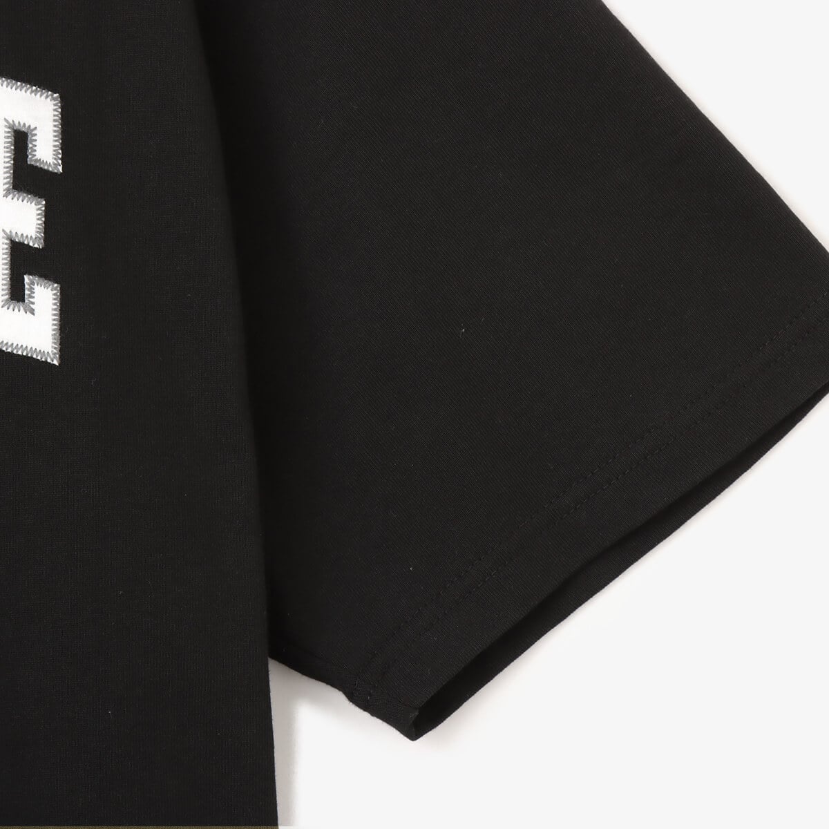 atmos college logo T-Shirts BLACKの画像