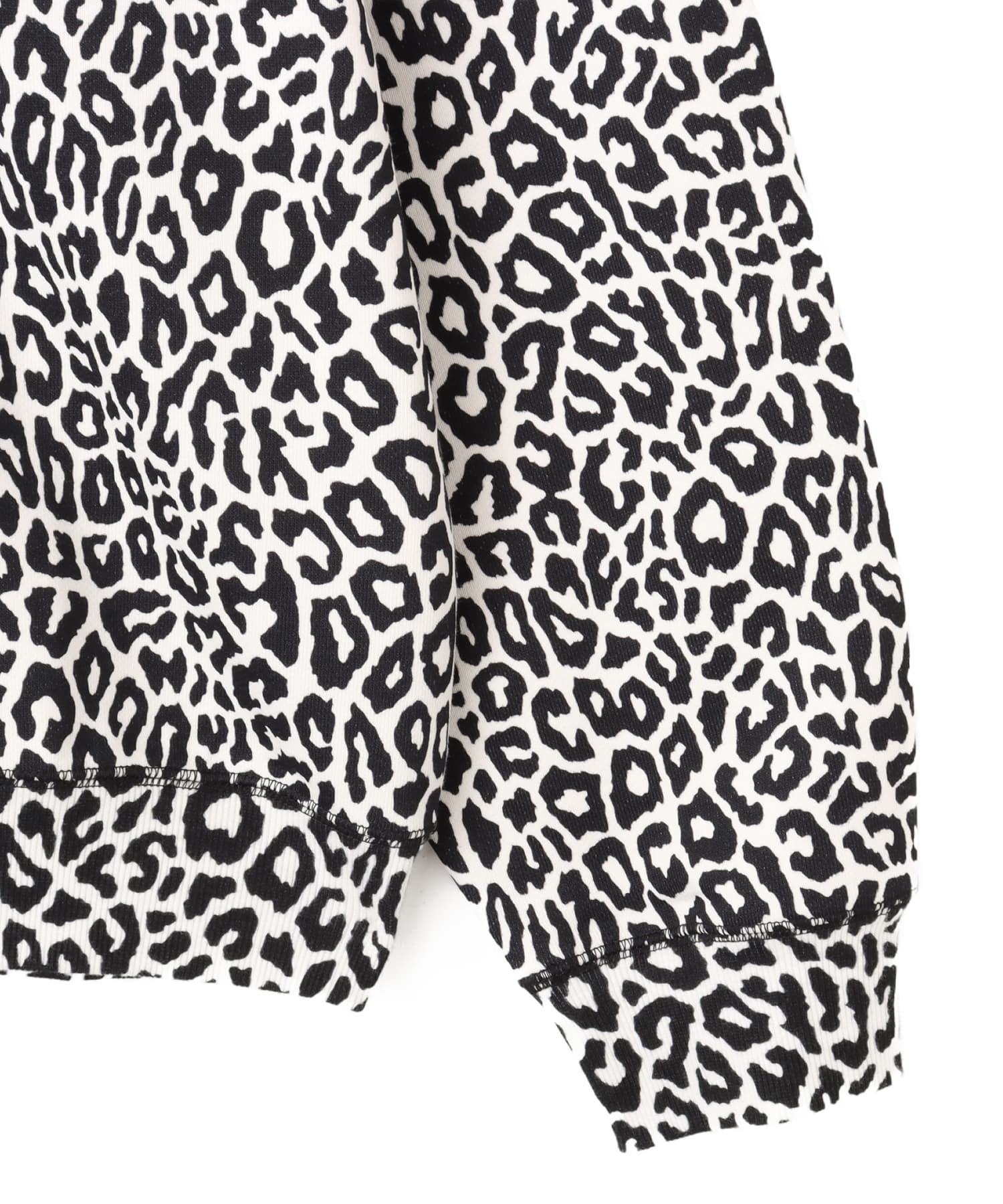 atmos Embroidery Classic Logo Crew Neck Sweatshirt BLACK LEOPARDの画像