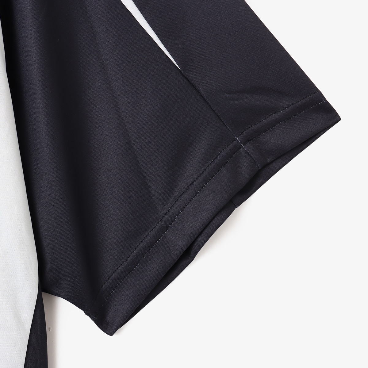 UMBRO x atmos SS Soccer Jersey BLACKの画像