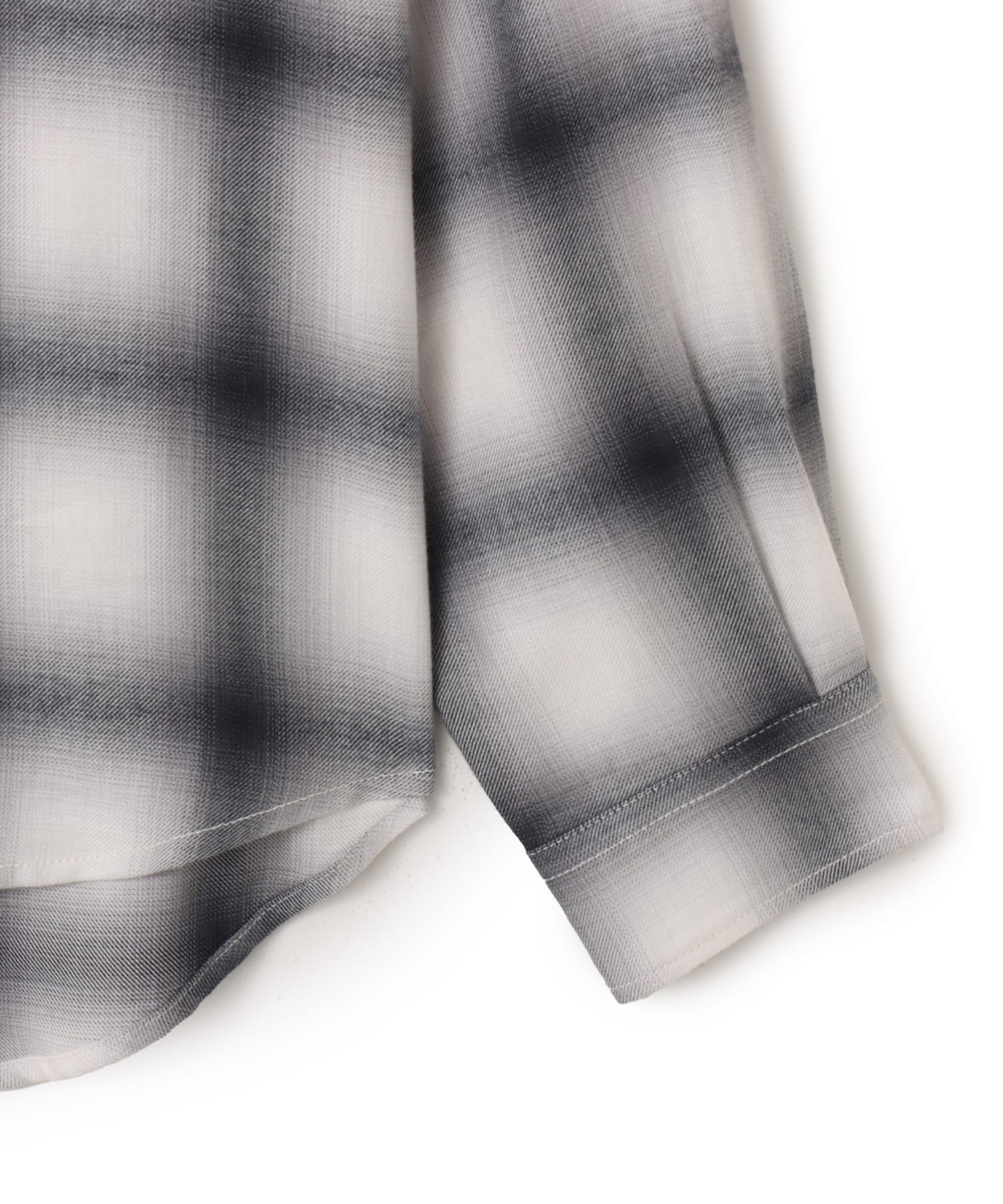 atmos Ombre Check Shirt BLACKの画像