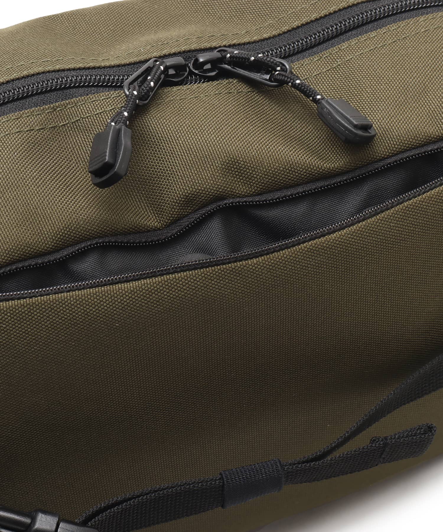 atmos Waist Bag KHAKIの画像