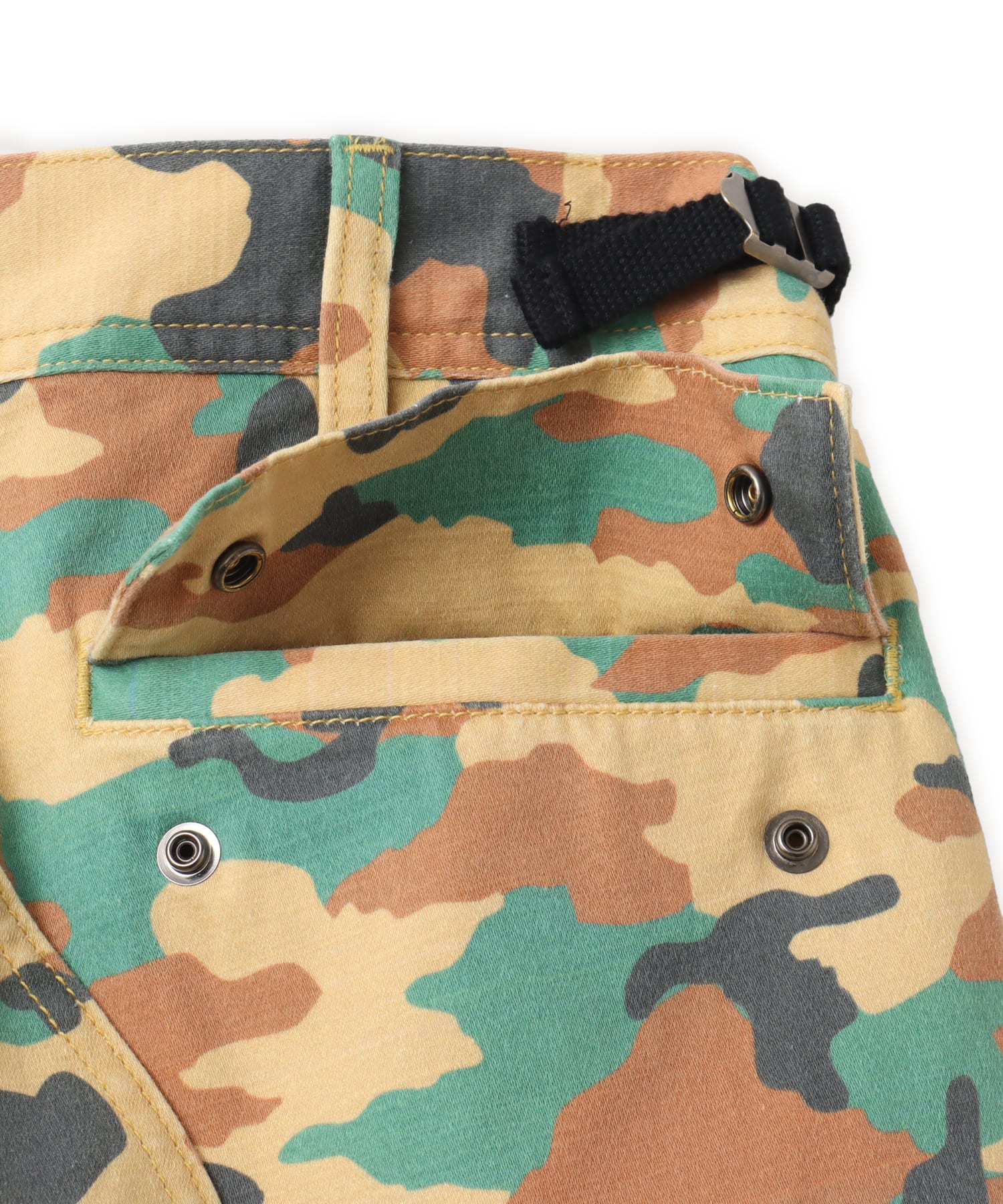 atmos Baggy Cargo Shorts CAMOUFLAGEの画像