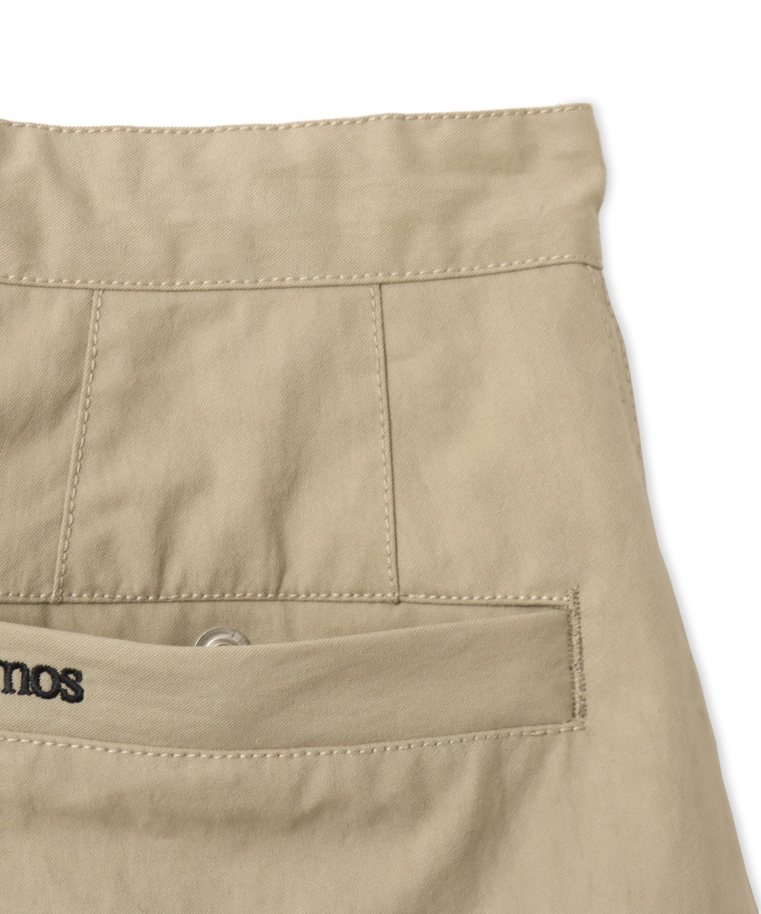 atmos 2-Tuck Baggy Shorts BEIGEの画像