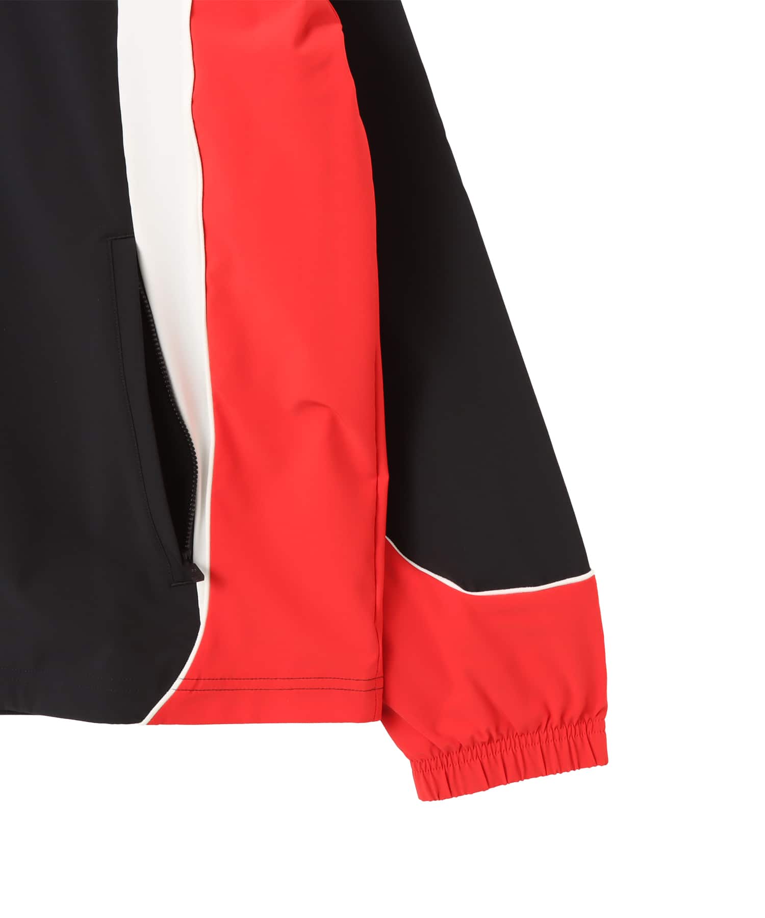 New Balance IN GAME WOVEN TRACK JACKET ブラックの画像