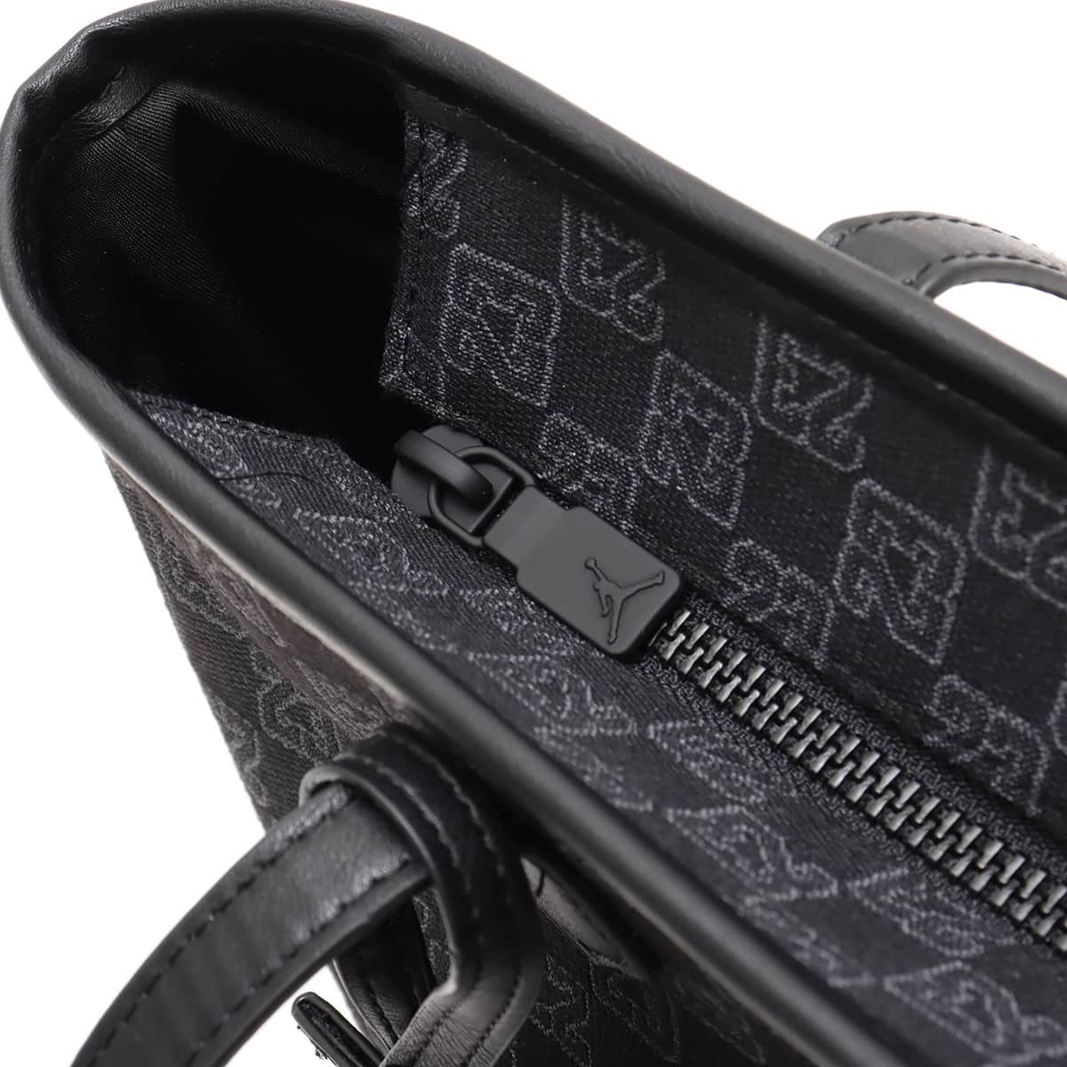 JORDAN BRAND MONOGRAM TOTE BLACKの画像