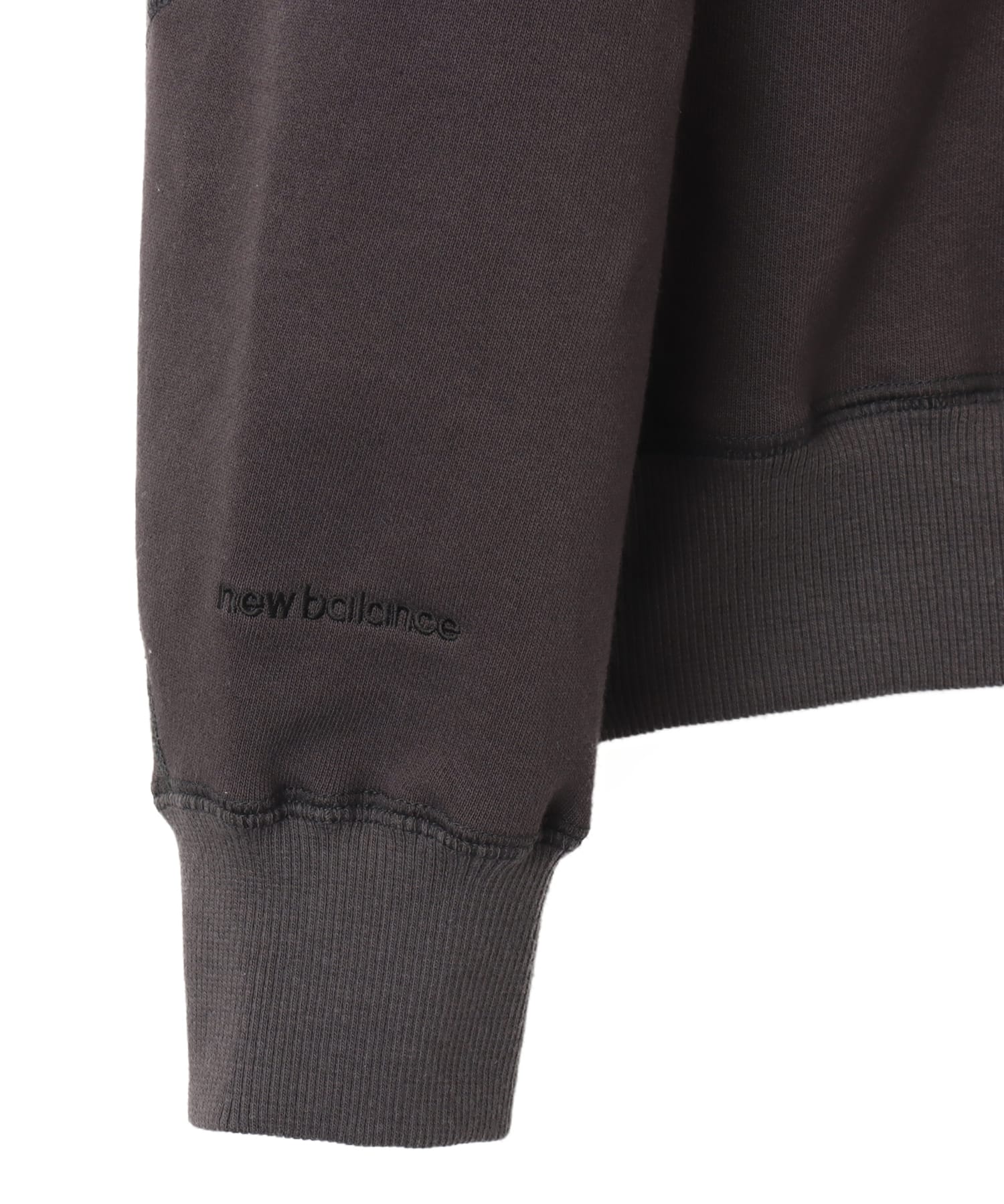 New Balance NB Grey Regular Fit Crew Neck フェーデッドブラックの画像
