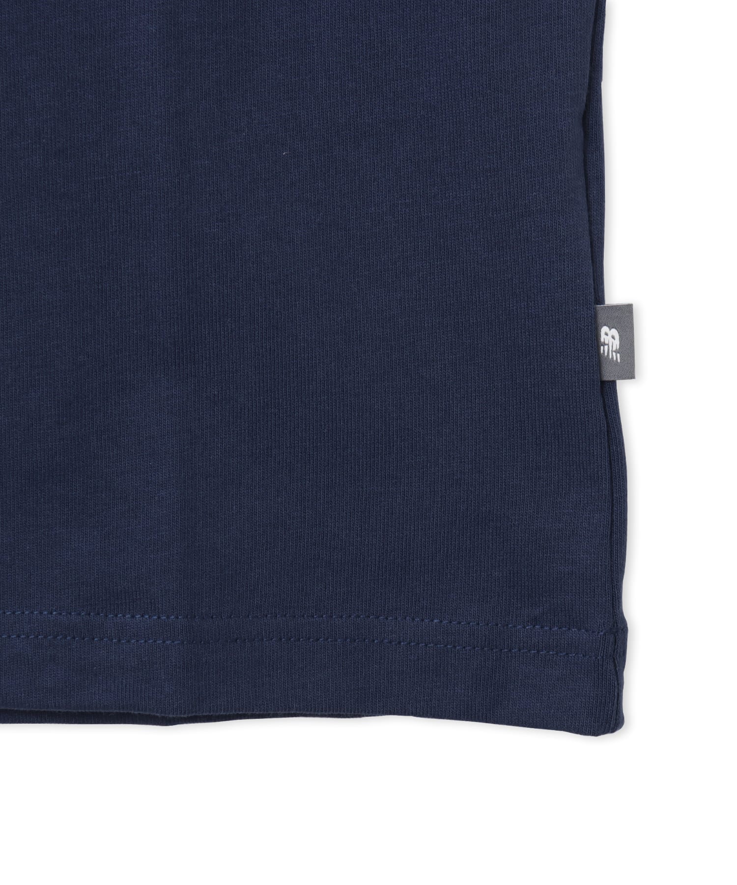 New Balance Fountain T-Shirt NBネイビーの画像