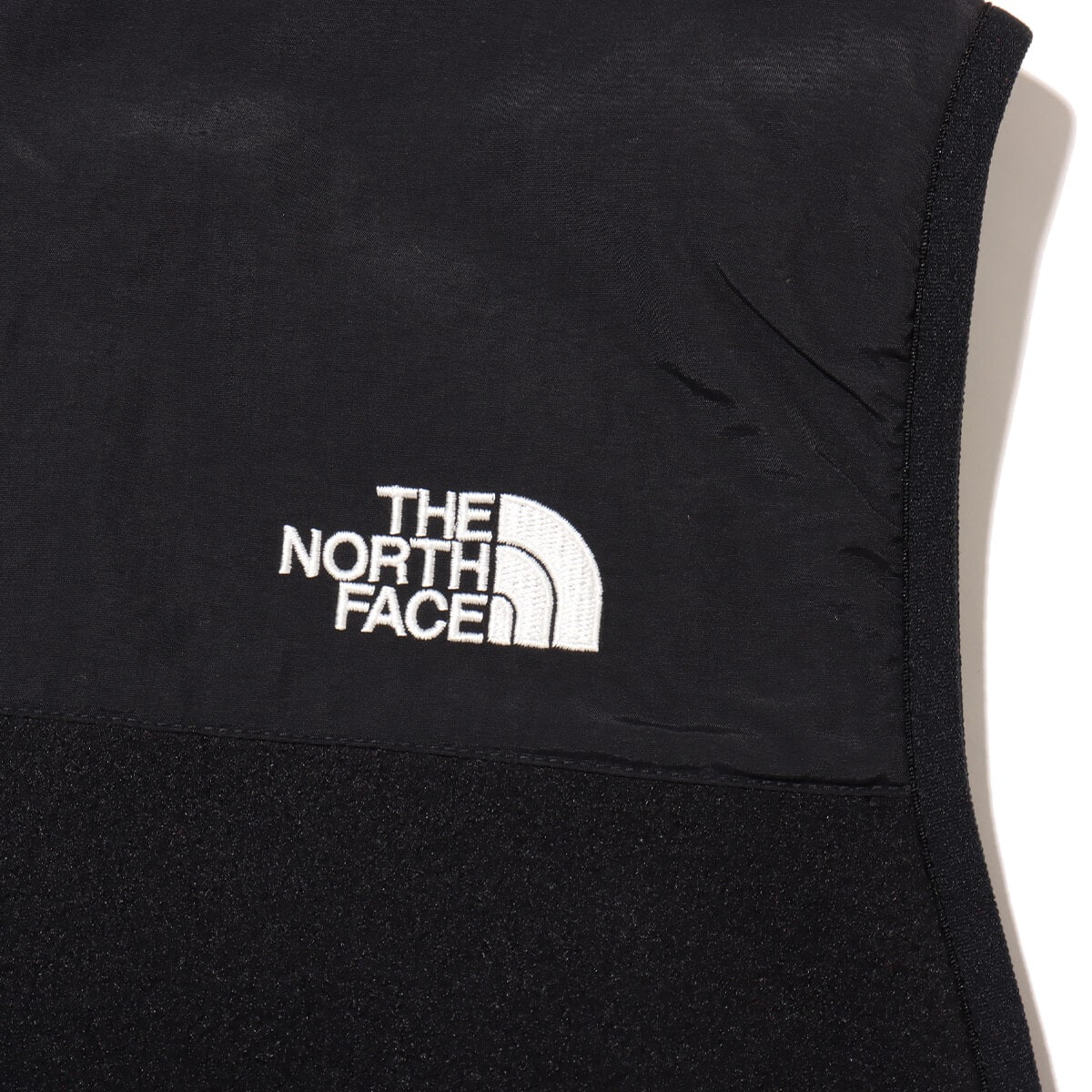 THE NORTH FACE Denali Vest ブラック の画像
