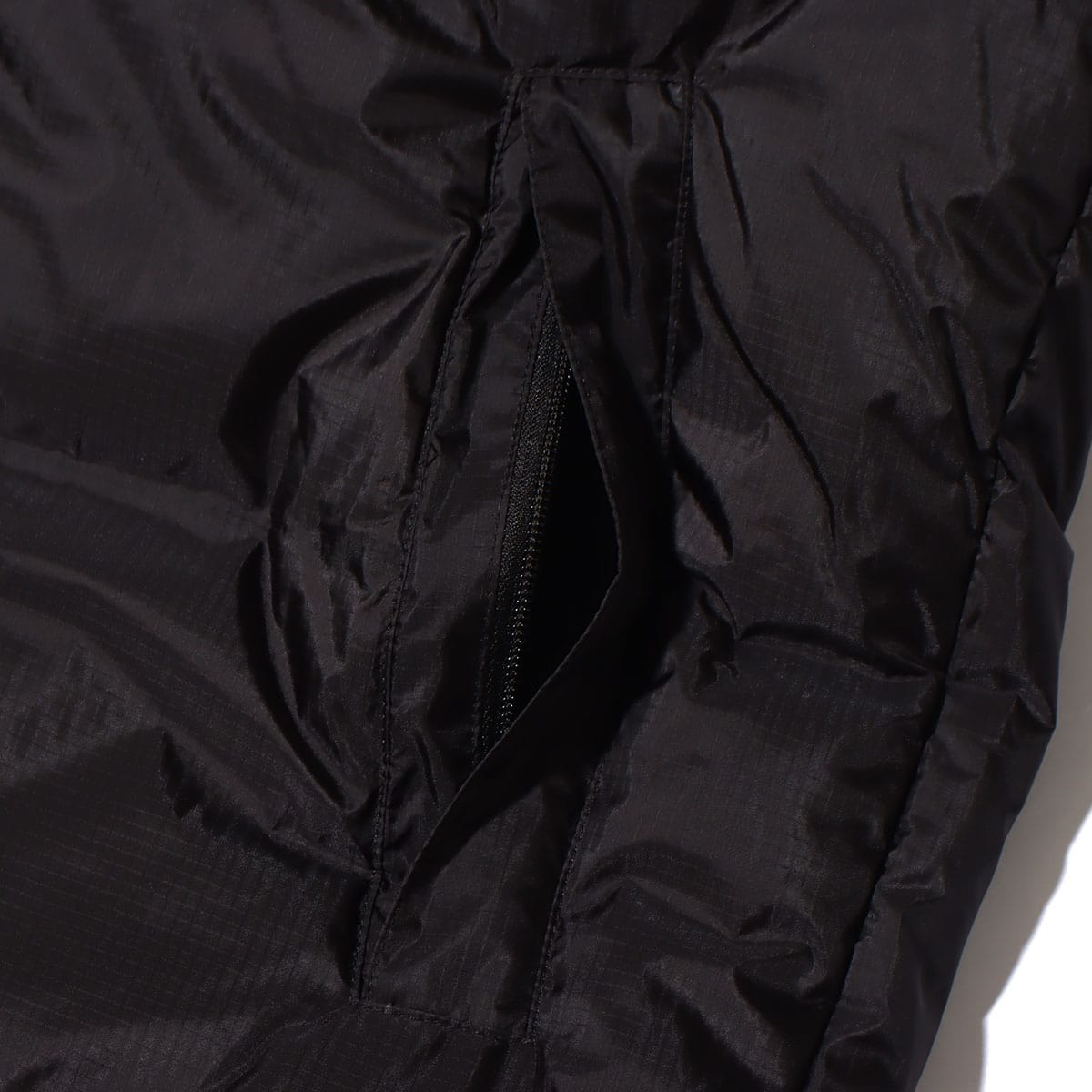 THE NORTH FACE GTX NUPTSE JACKET ブラック 22FW-I（ザ・ノース