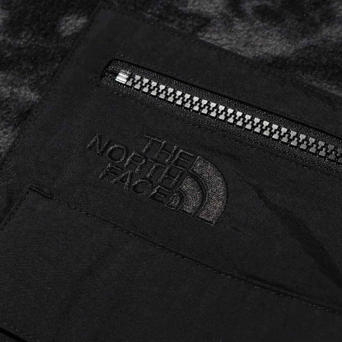 THE NORTH FACE 94 RAGE CLASSIC PL アスファルトグレー 19FW-I