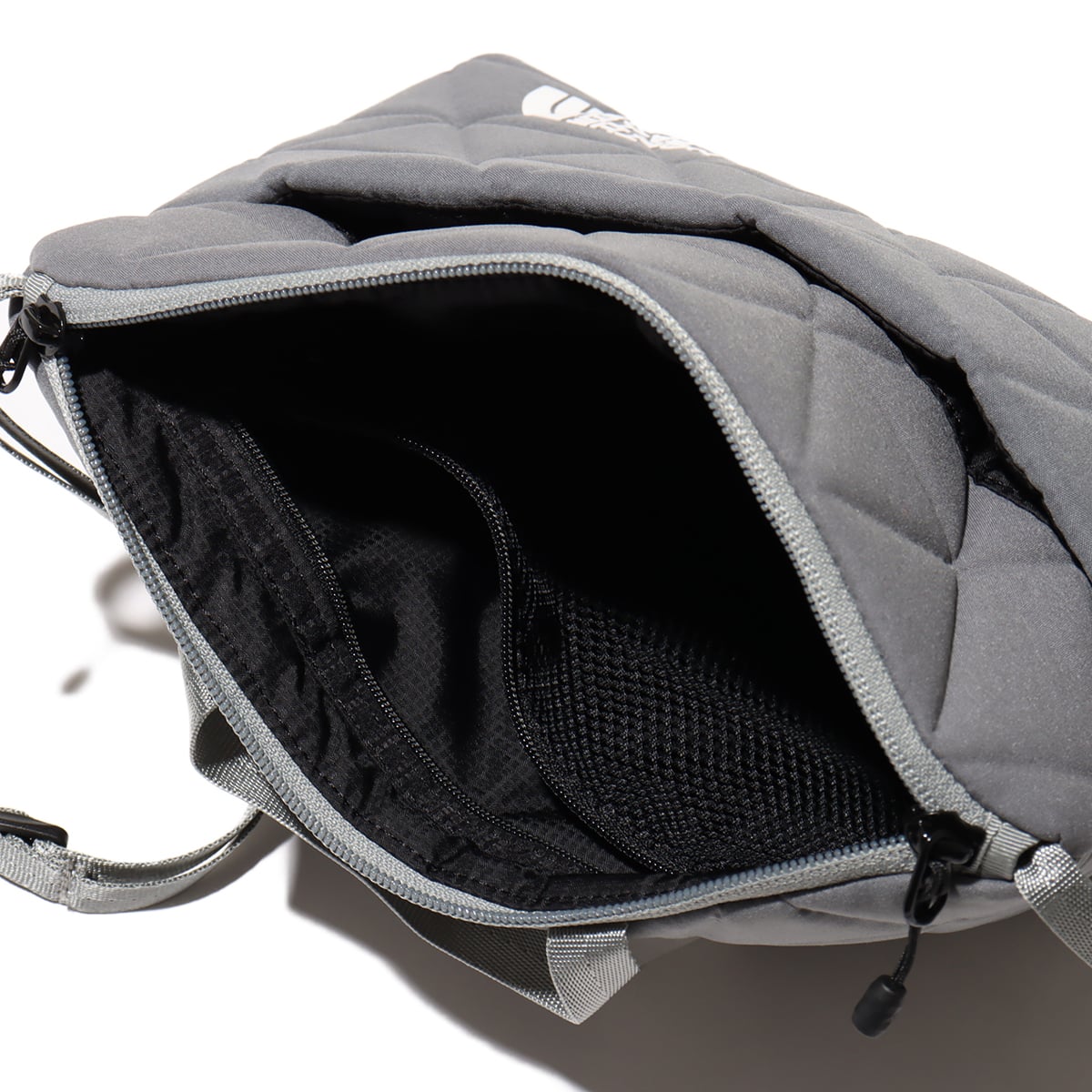 THE NORTH FACE Geoface Pouch スモークドバール （ザ・ノース