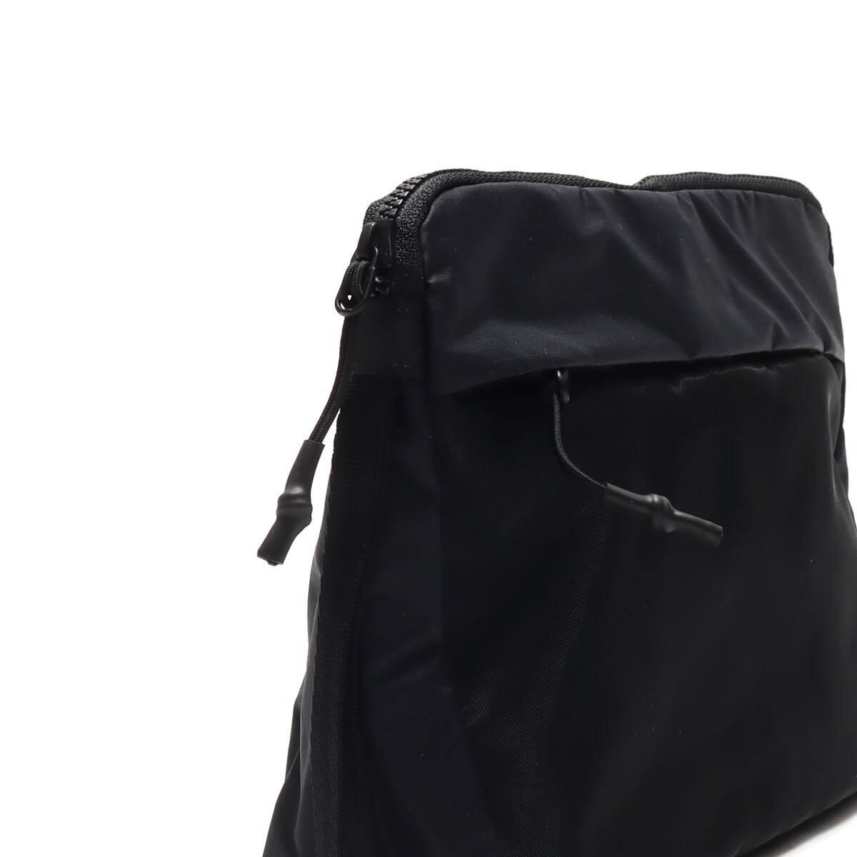 THE NORTH FACE GLAM POUCH M BLACK 22SS-I（ザ・ノース