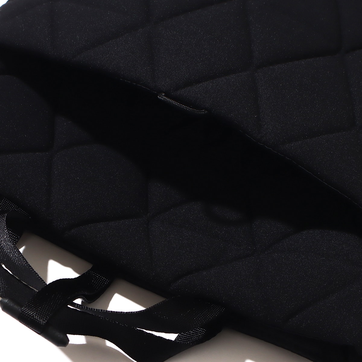 THE NORTH FACE GEOFACE PC SLEEVE 13 BLACK 23SS-Iの画像