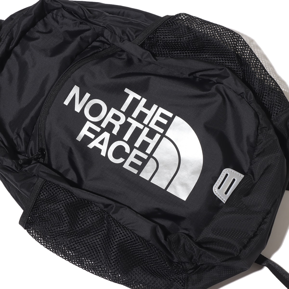 残りわずか！新品 THE NORTH FACE FLYWEIGHT OUTER-