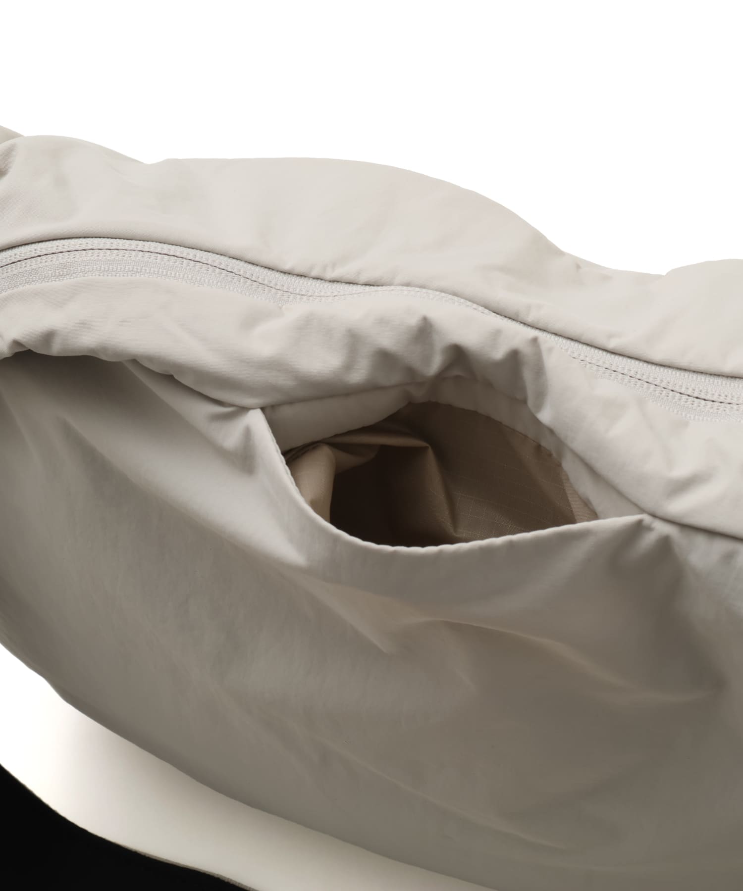 THE NORTH FACE FICUS SHOULDER SPストーンの画像