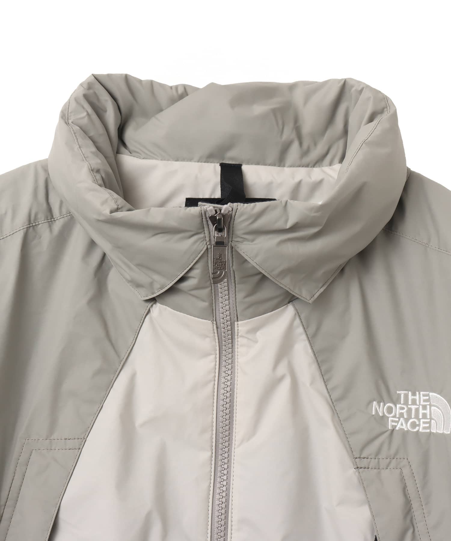 THE NORTH FACE Chimney Wind Jacket フォッシルアイボリーxストーンスラブの画像