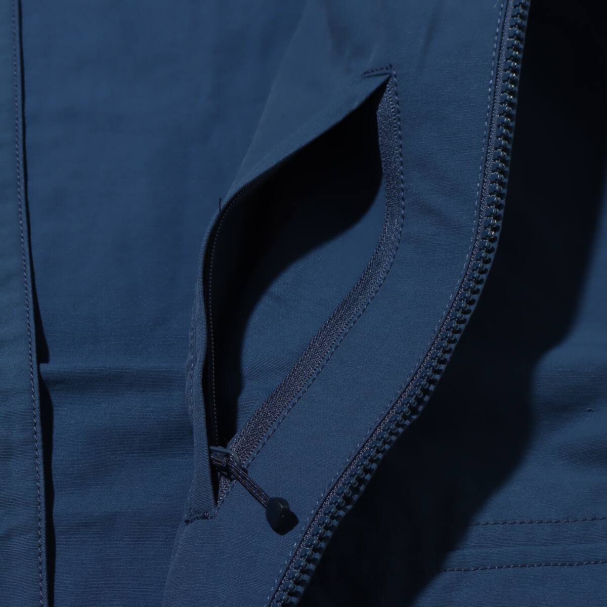 THE NORTH FACE PURPLE LABEL Mountain Wind Parka Fade Navy 23SS-Iの画像