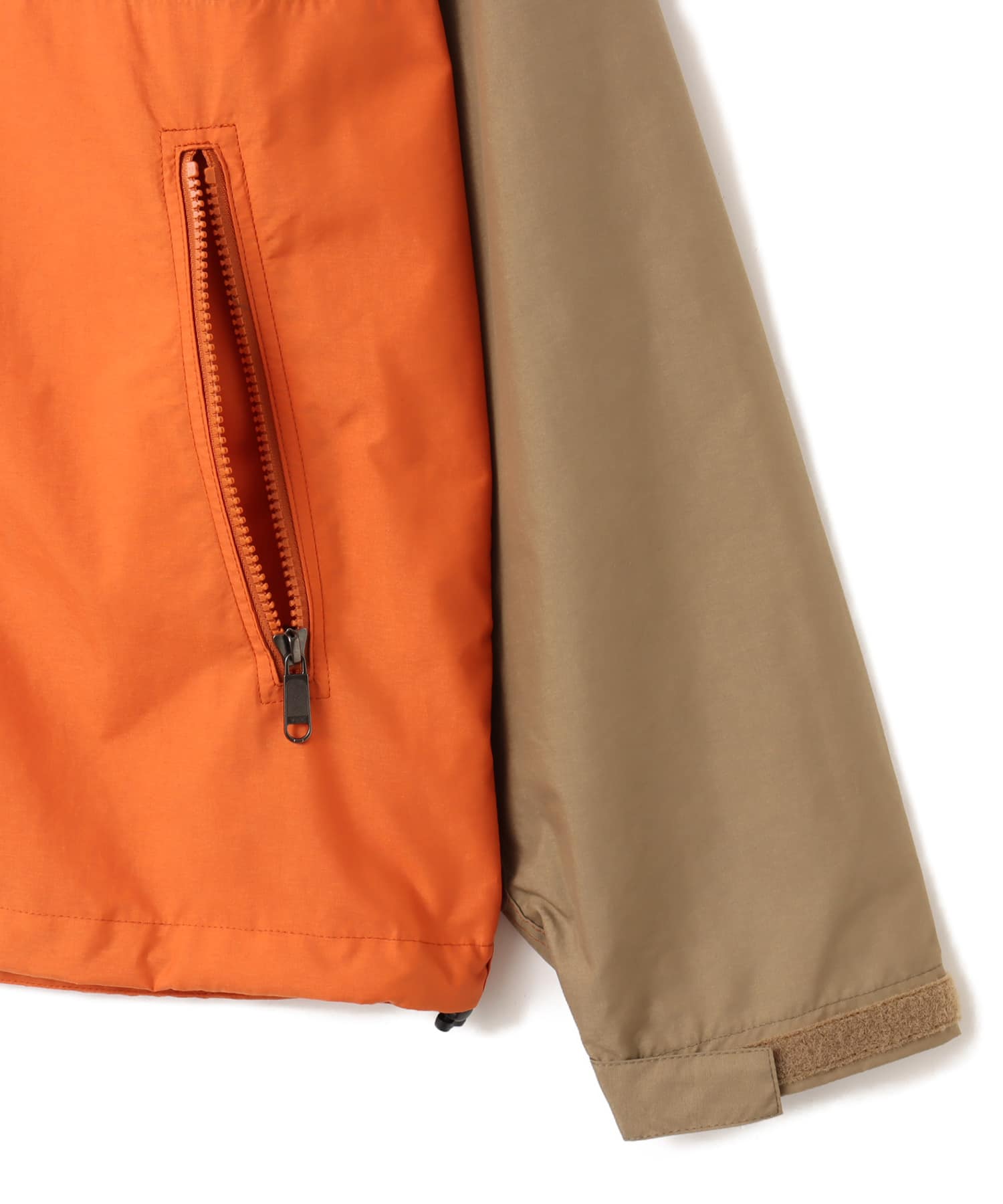 THE NORTH FACE COMPACT JACKET クラシックカーキxアイアンブロンズの画像