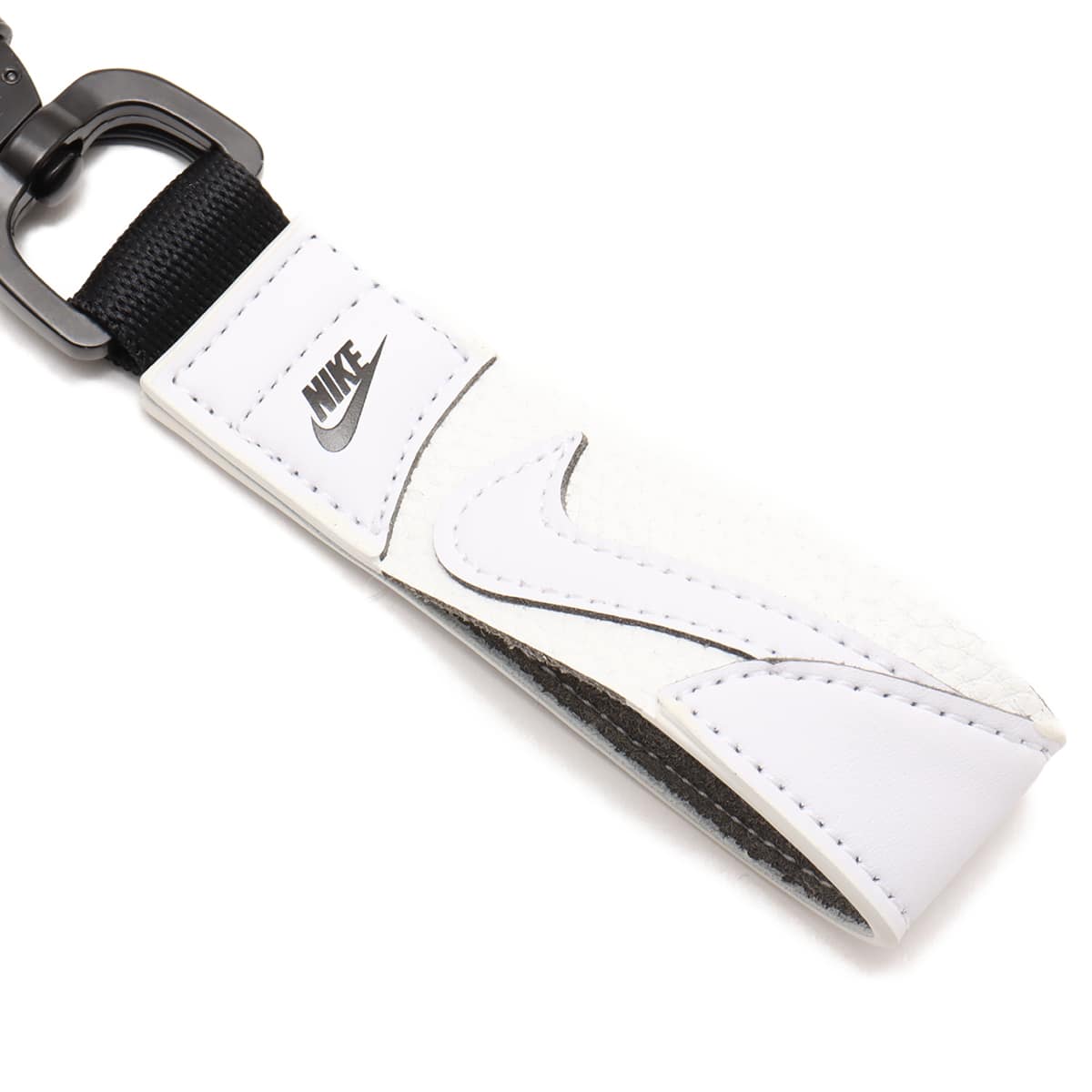 NIKE SWOOSH KEY HOLDER WHITE 24SP-I