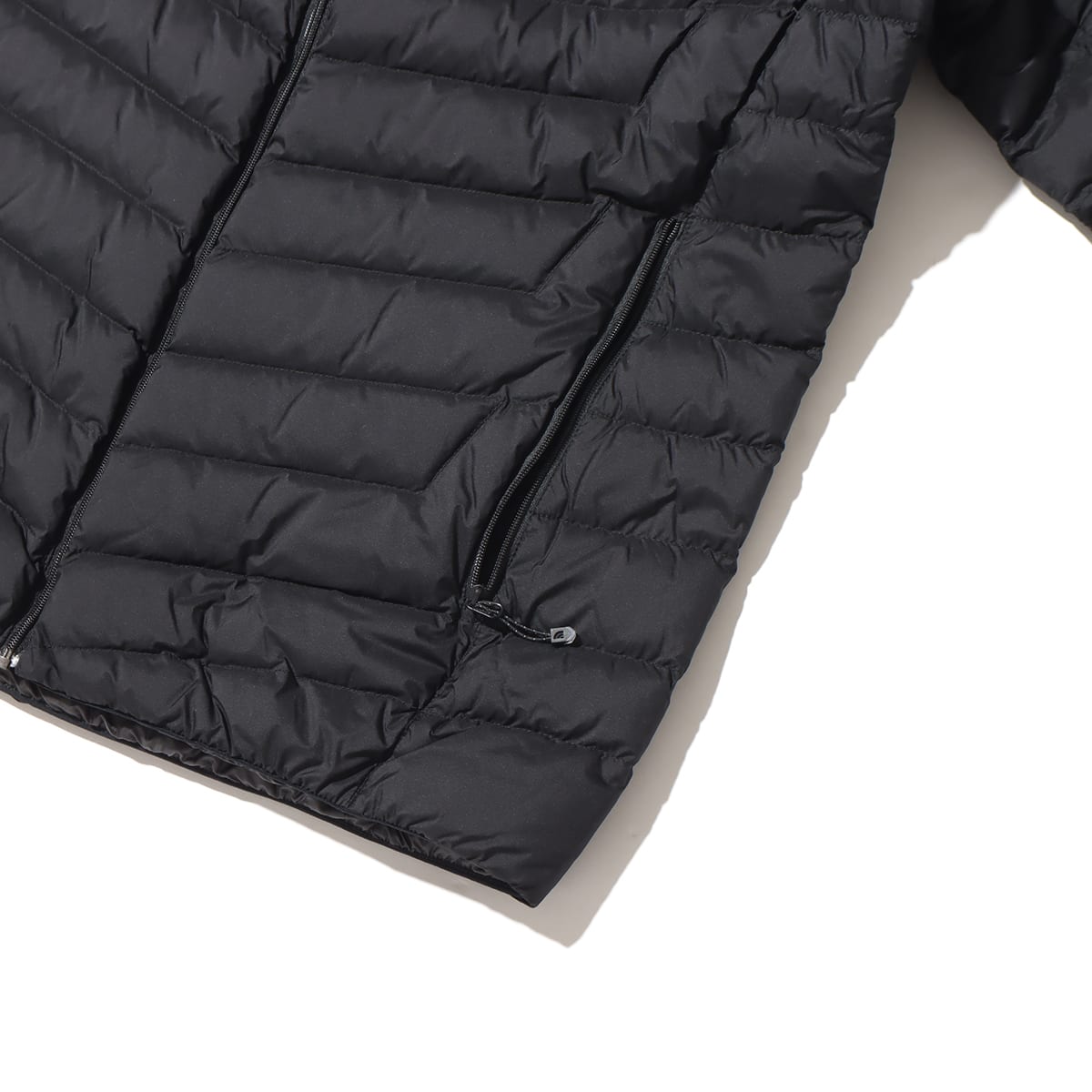 THE NORTH FACE THUNDER ROUNDNECK JACKET BLACK 23FW-I